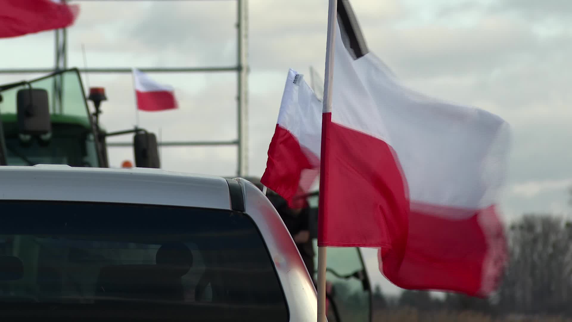 POLAND: Farmers stage nationwide protests against EU-Mercosur