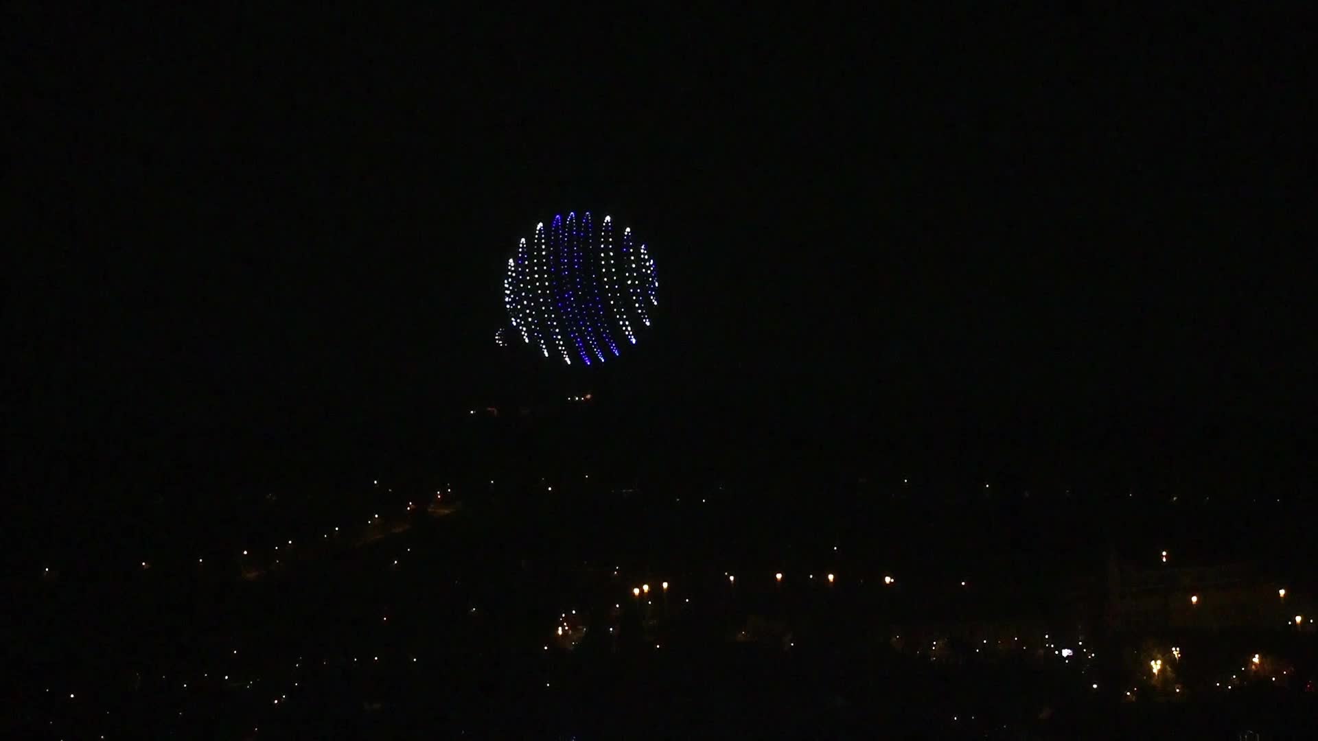 Pyrotechnics, drones and music welcome 2026 in Barcelona