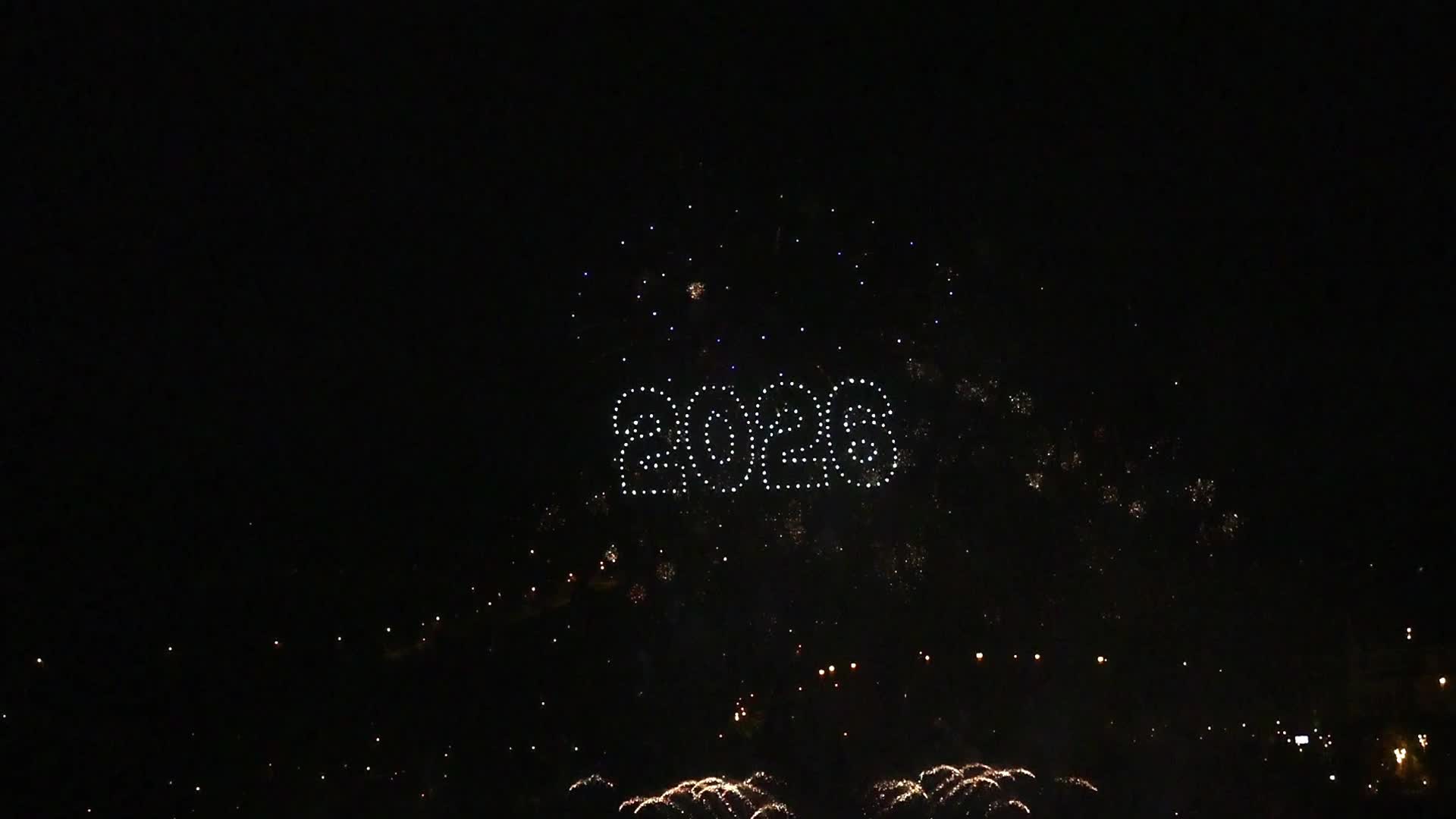 Pyrotechnics, drones and music welcome 2026 in Barcelona