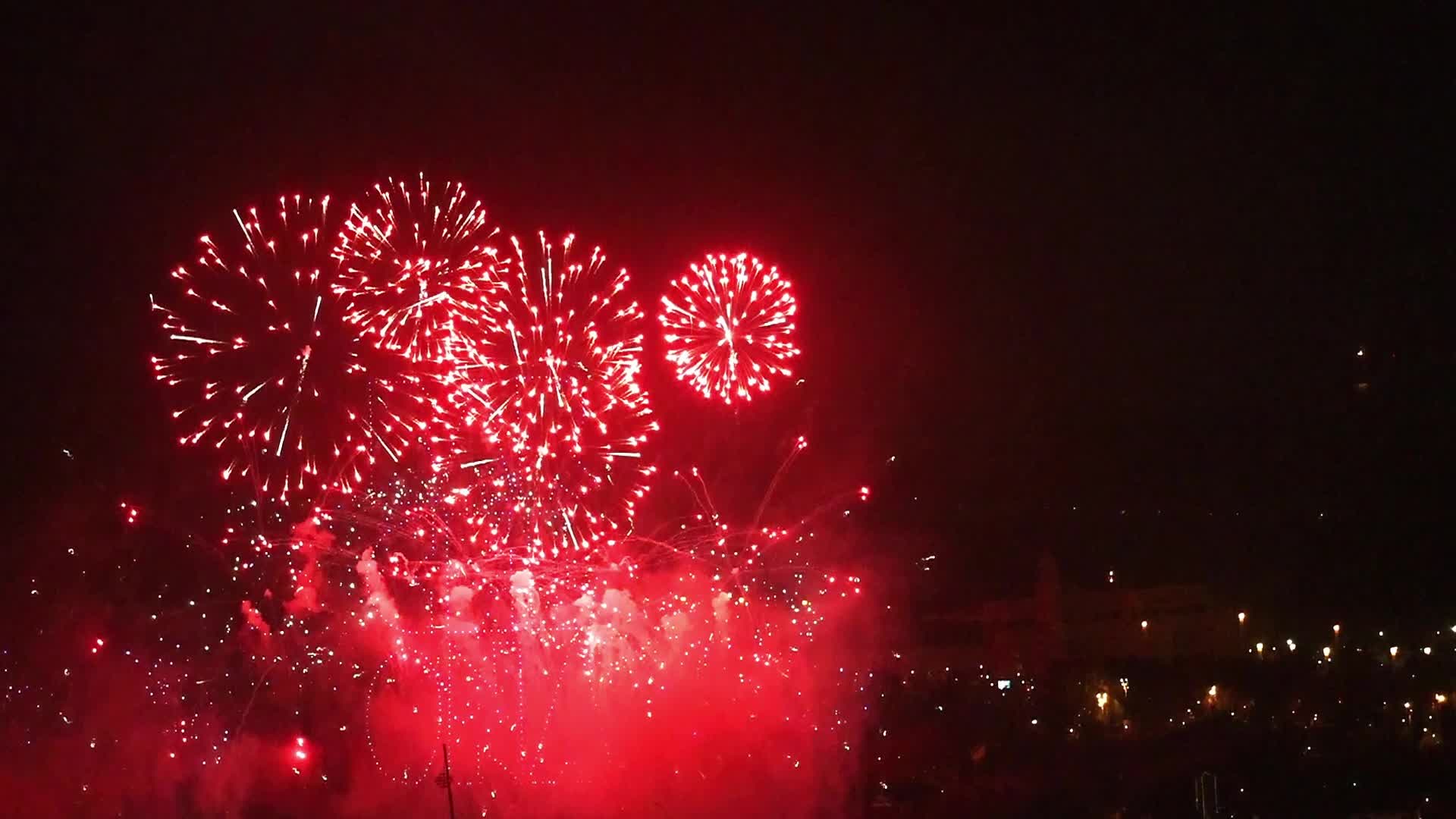 Pyrotechnics, drones and music welcome 2026 in Barcelona