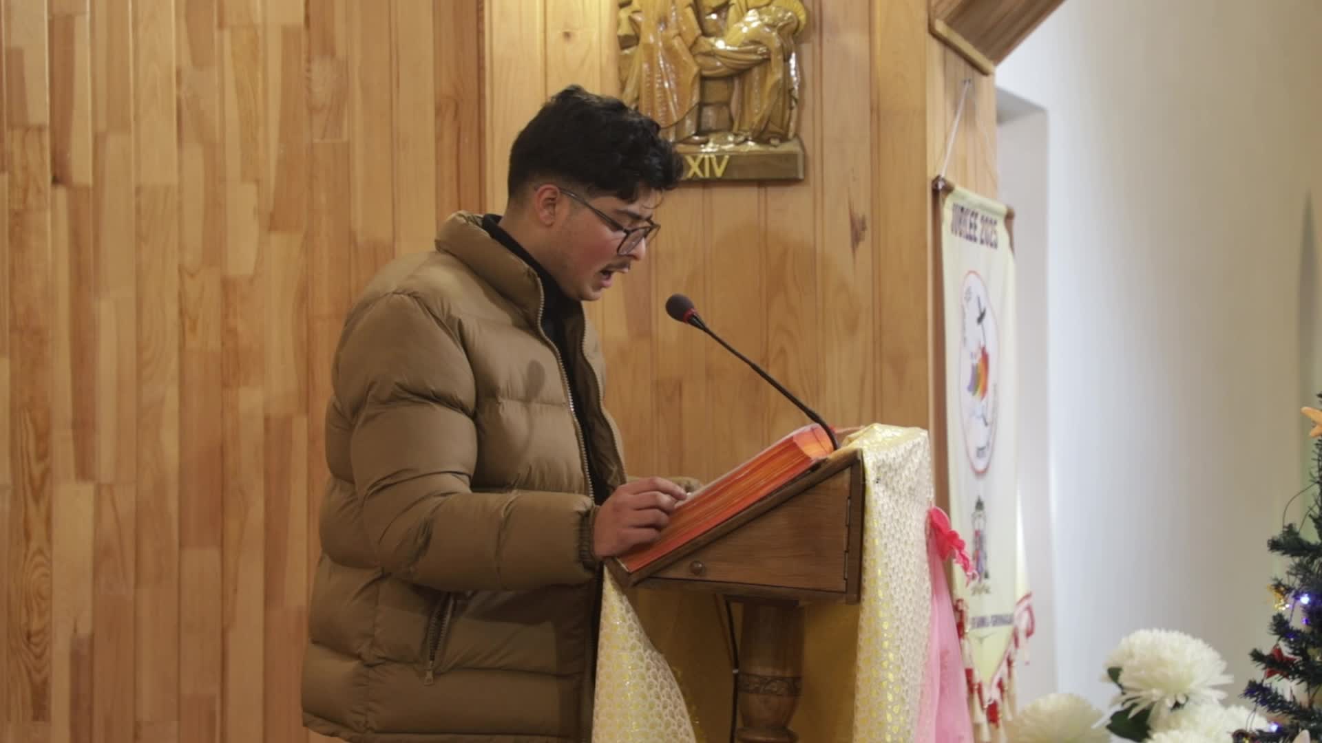 Christmas Day Mass in Kashmir, India