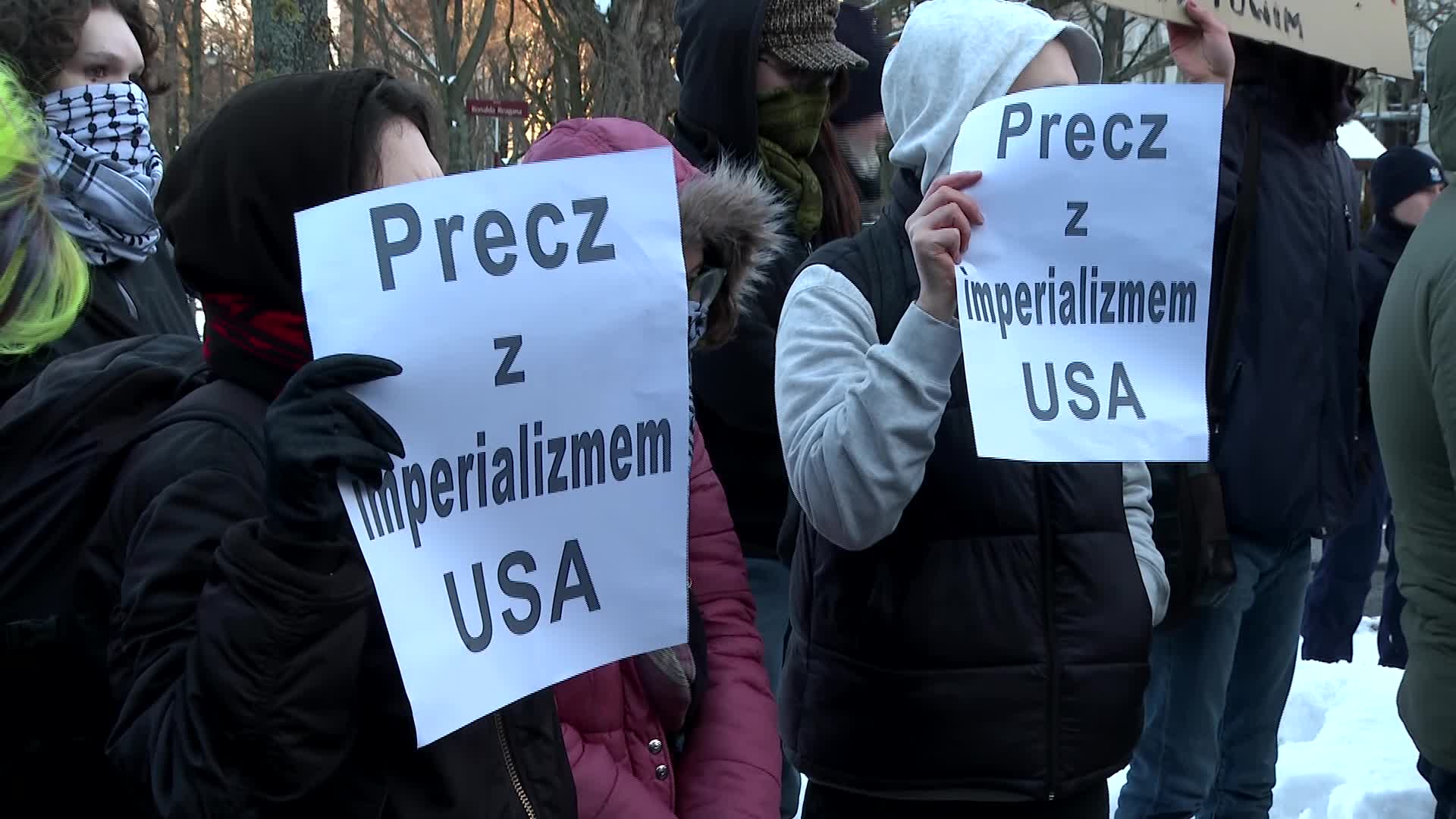 POLAND: Protesters rally in Warsaw against US Venezuela attack