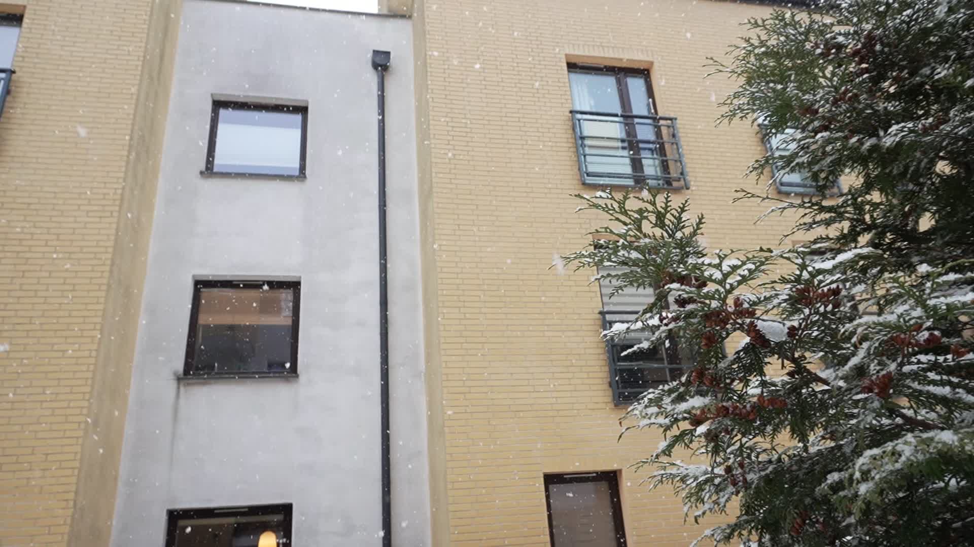 Poland braces for heavy snowfall and strong winds