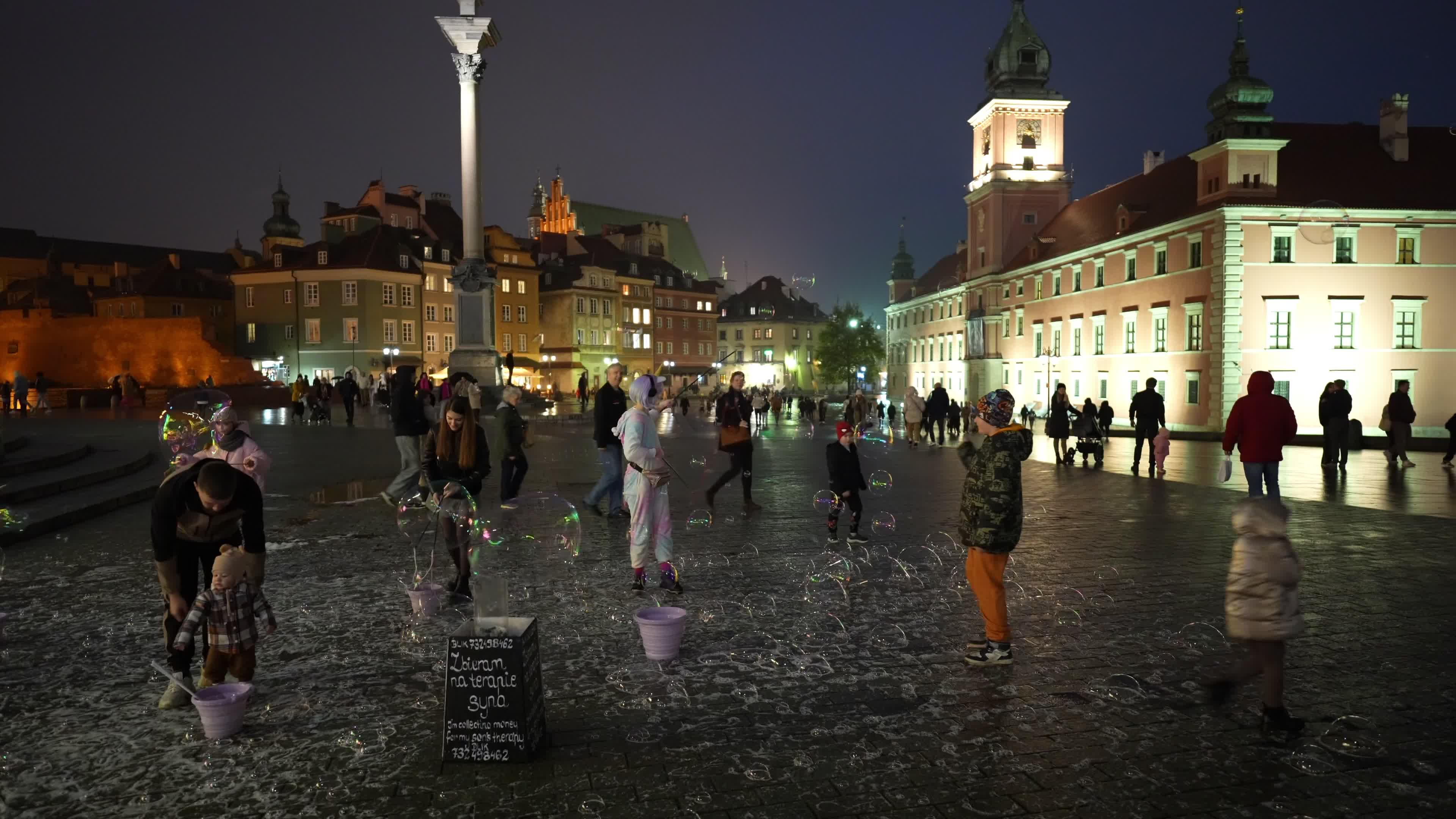Daily life in Warsaw