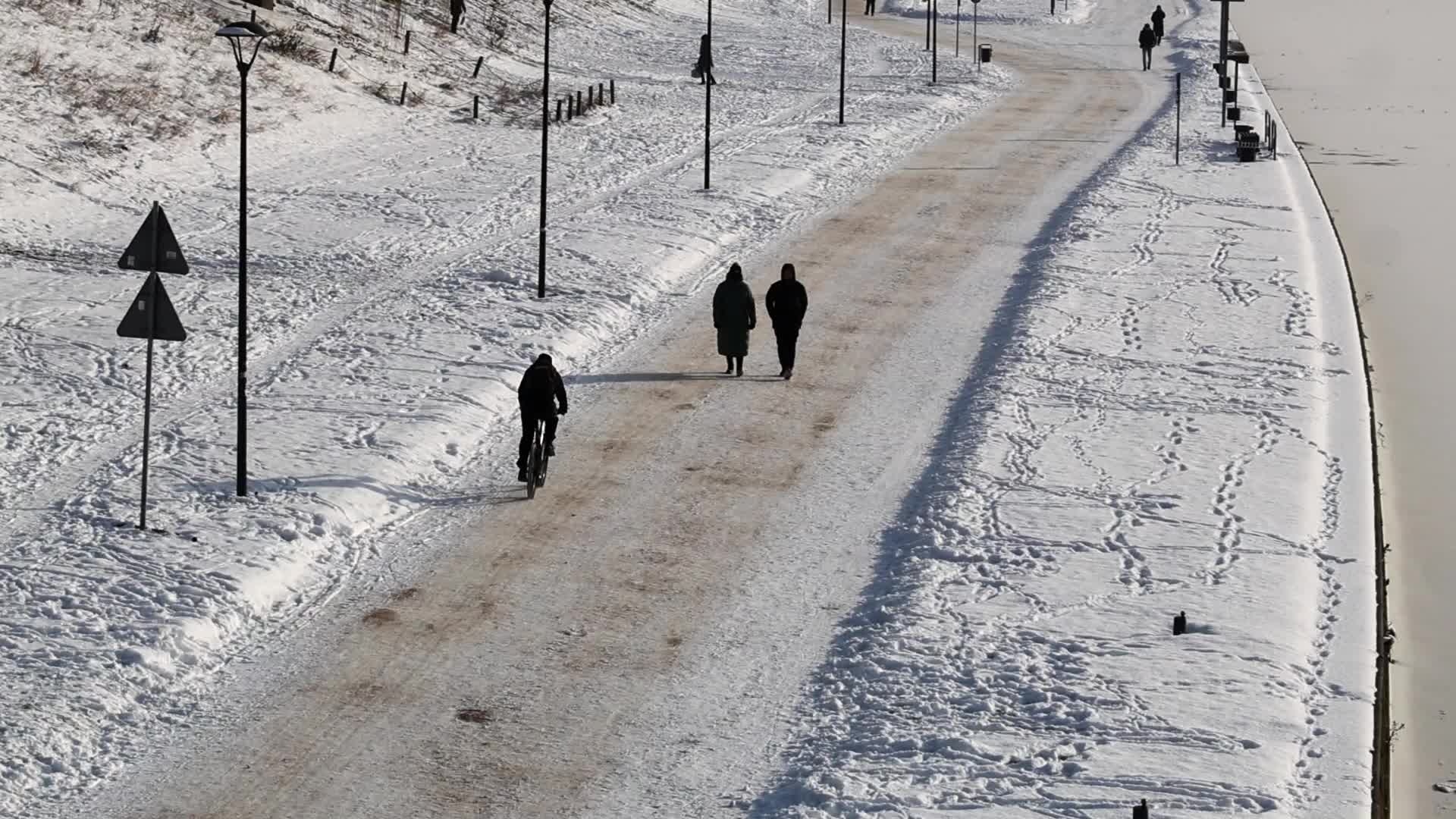 Poland's largest river - Vistula covered with ice