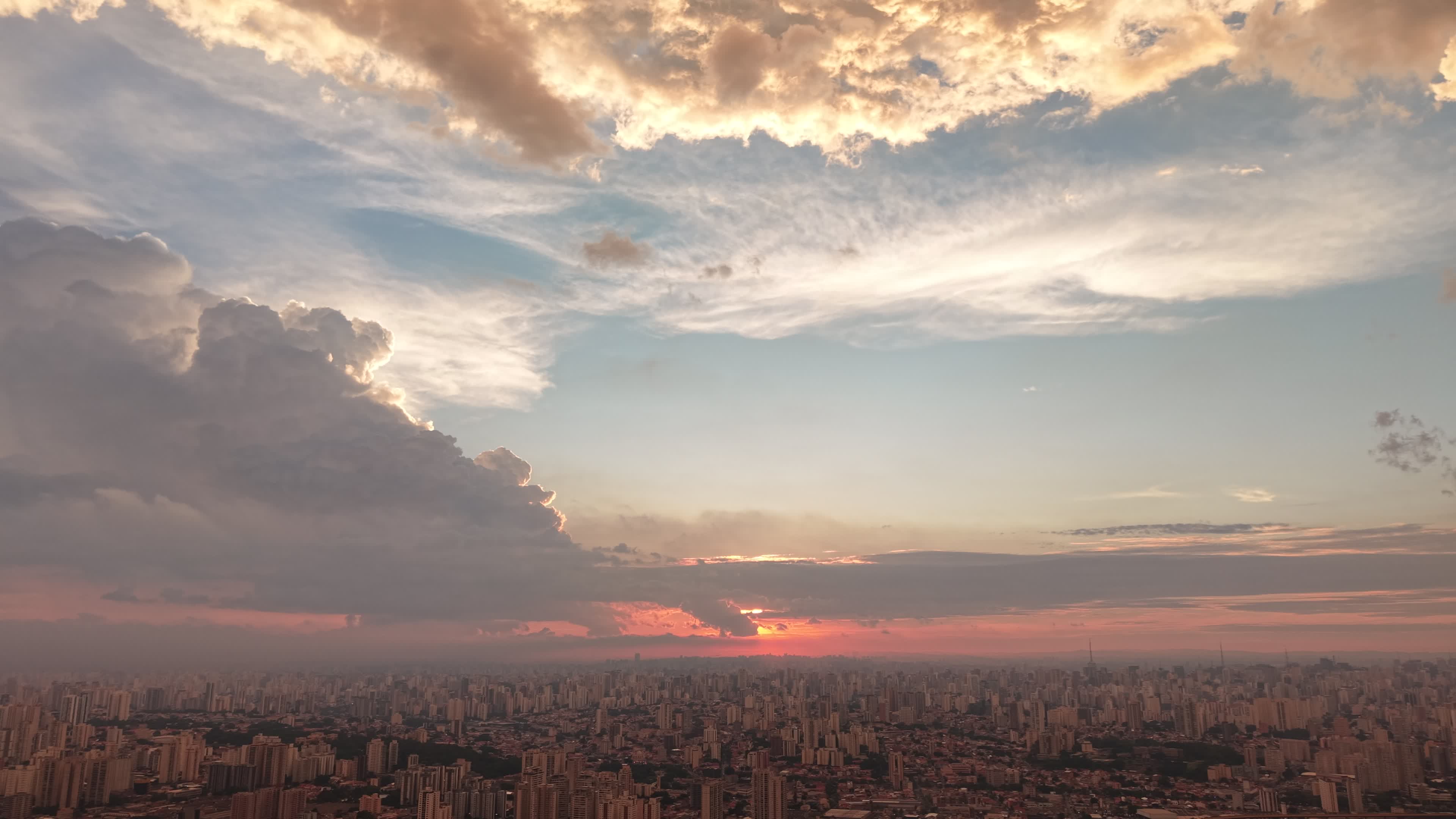 Aerial image of a cloudy sky in São Paulo, Brazil