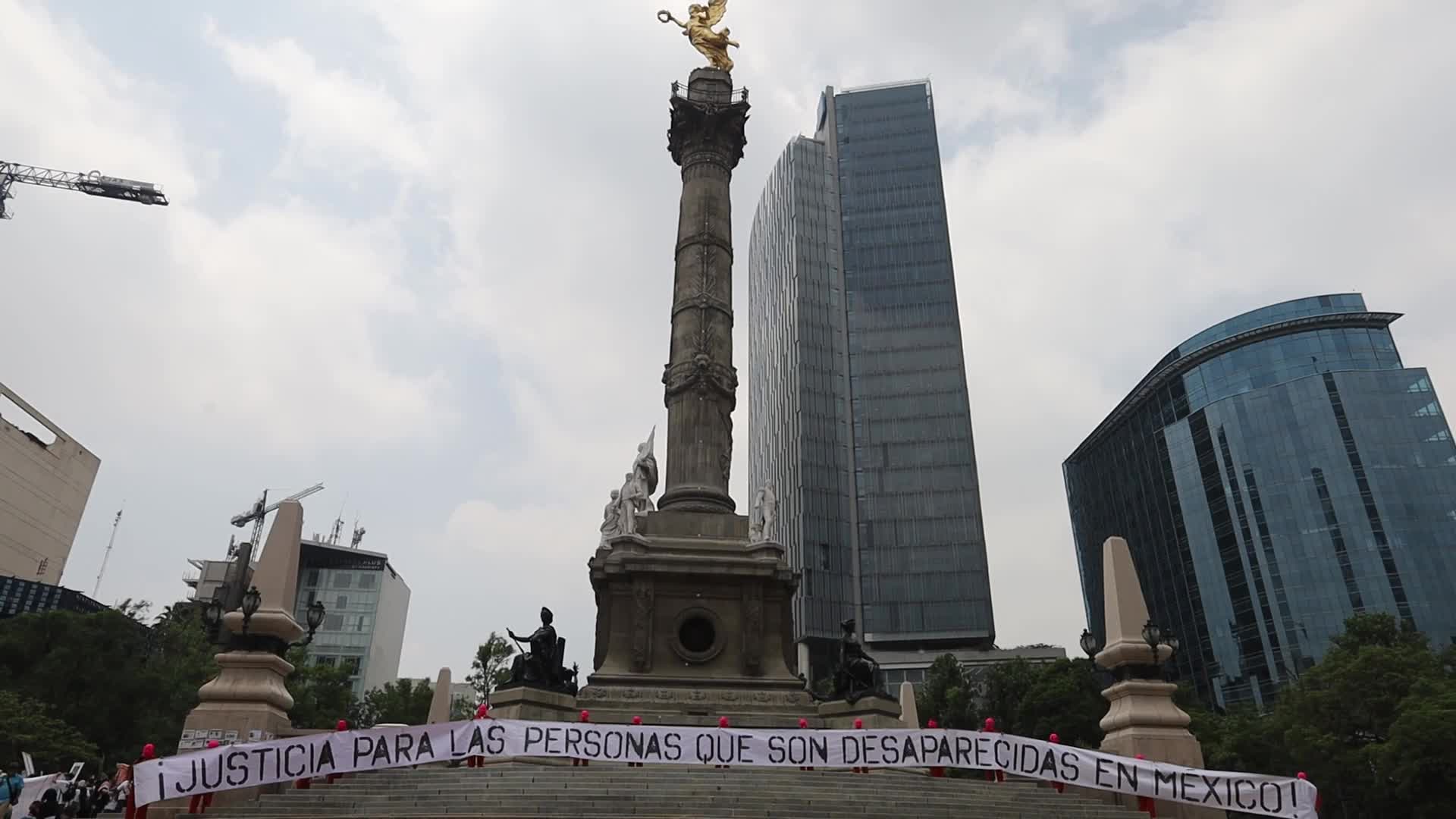 XIII National March for Dignity, national march May 10 in CDMX for the disappeared in the country.