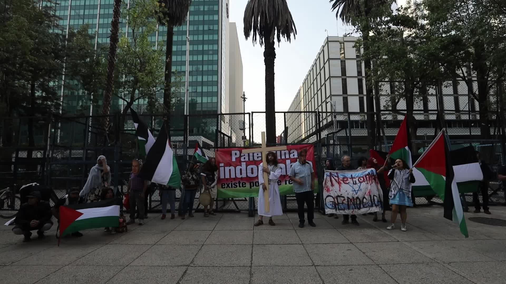 Demonstration in support of Venezuela after the capture of Nicolas Maduro.