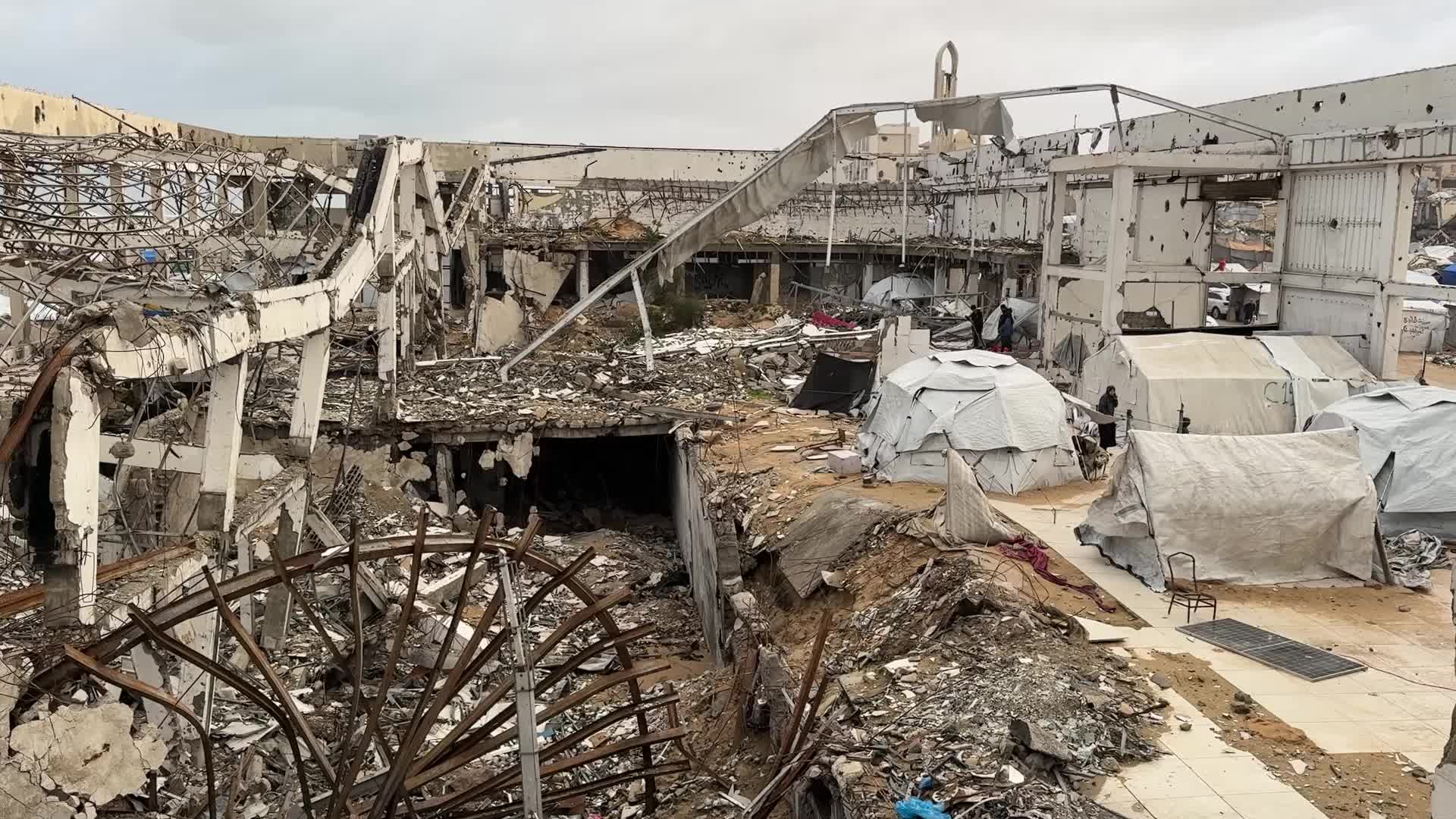 Tent Shelters Line Gaza City Shore Amid Winter Winds