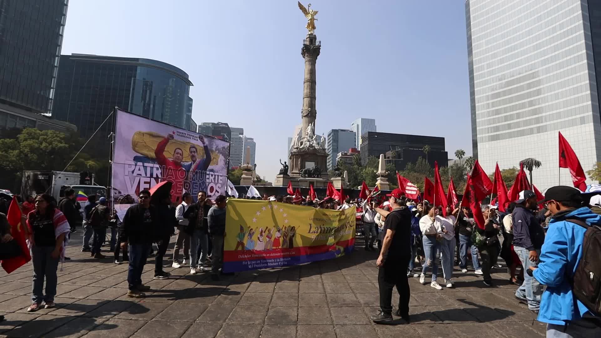 Demonstration in support of Venezuela after the capture of Nicolas Maduro.