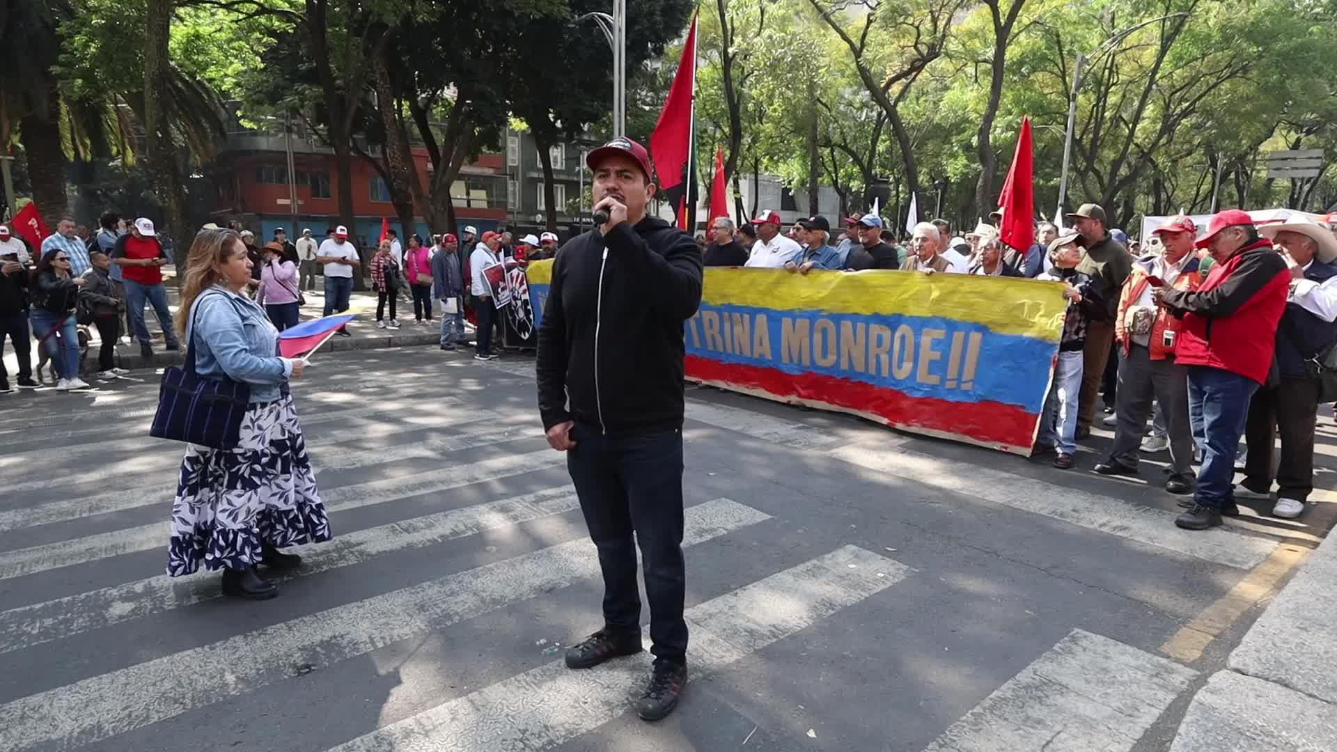 Demonstration in support of Venezuela after the capture of Nicolas Maduro.