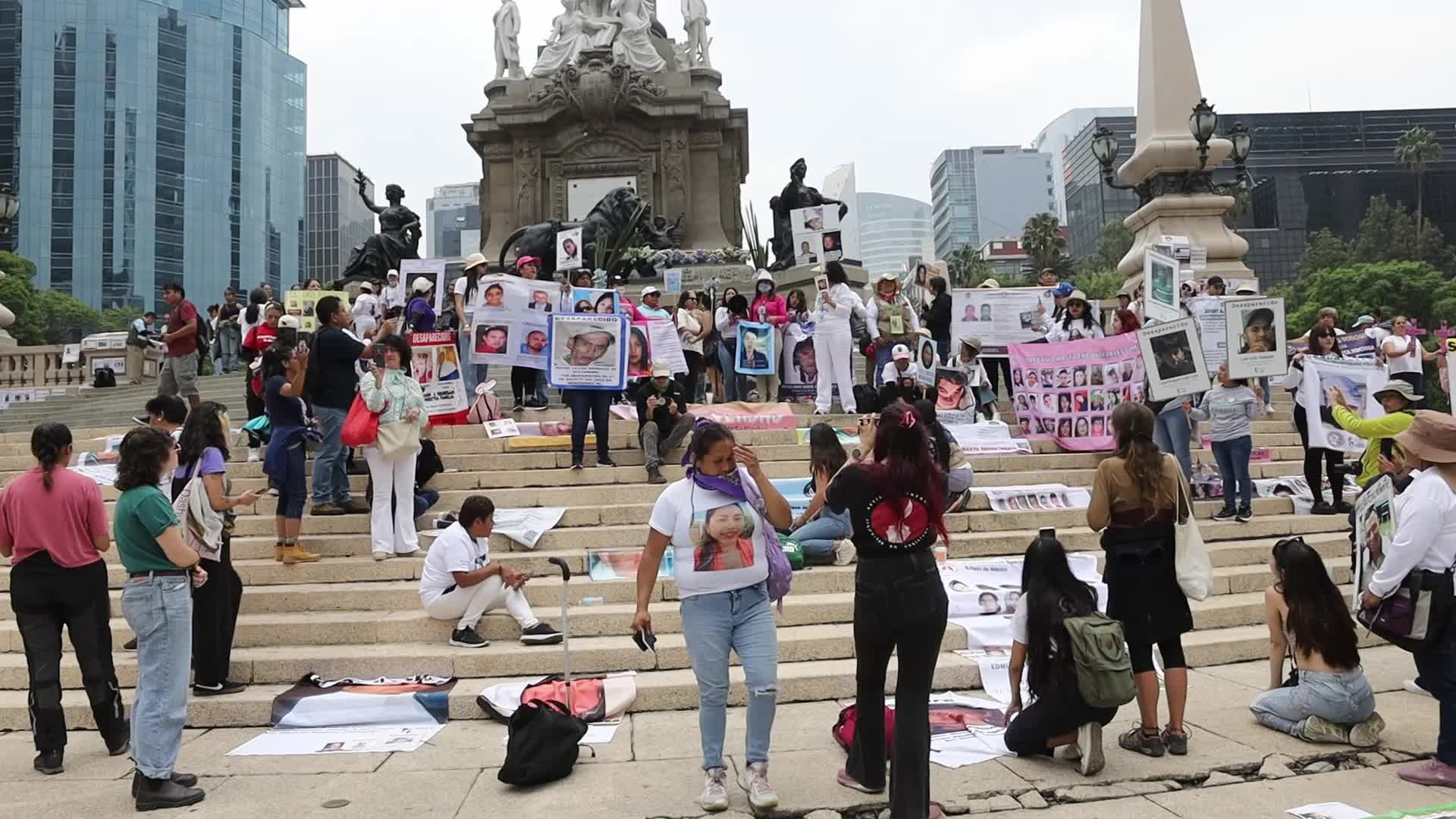 XIII National March for Dignity, national march May 10 in CDMX for the disappeared in the country.
