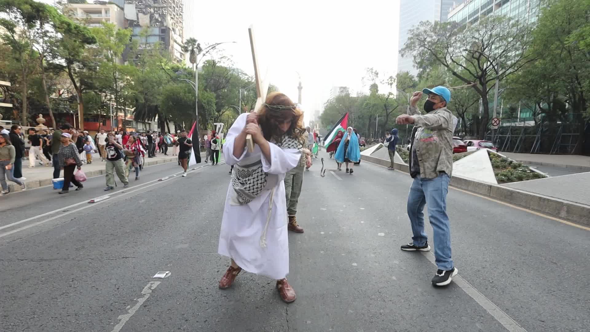 Demonstration in support of Venezuela after the capture of Nicolas Maduro.