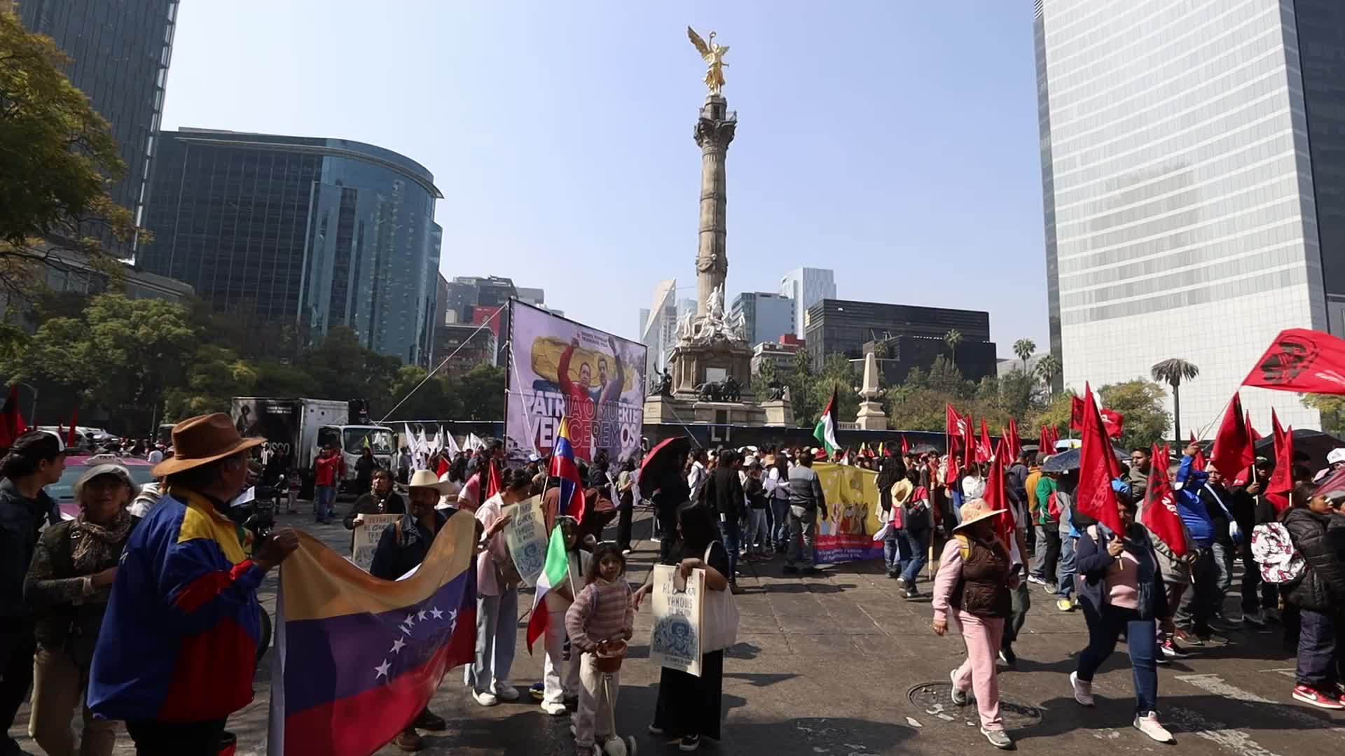 Demonstration in support of Venezuela after the capture of Nicolas Maduro.