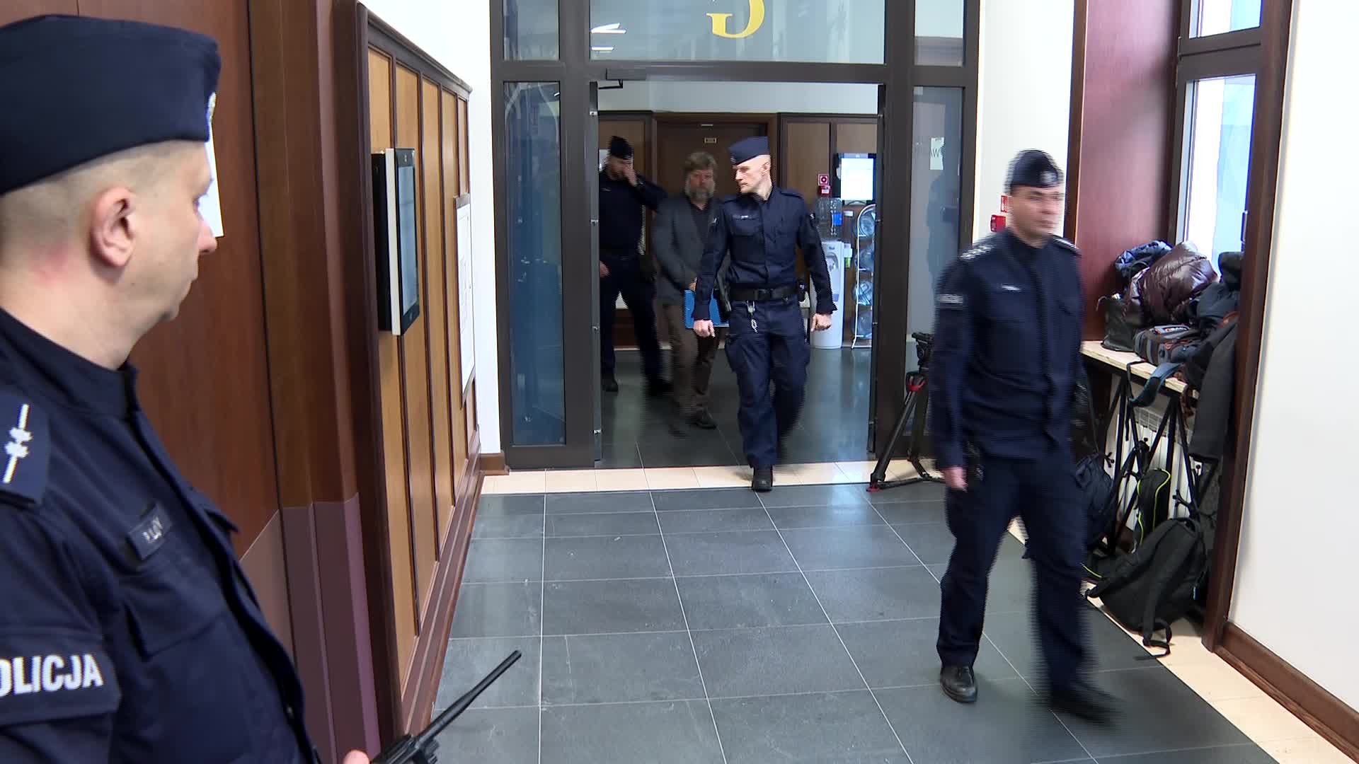 POLAND: Russian archaeologist detention