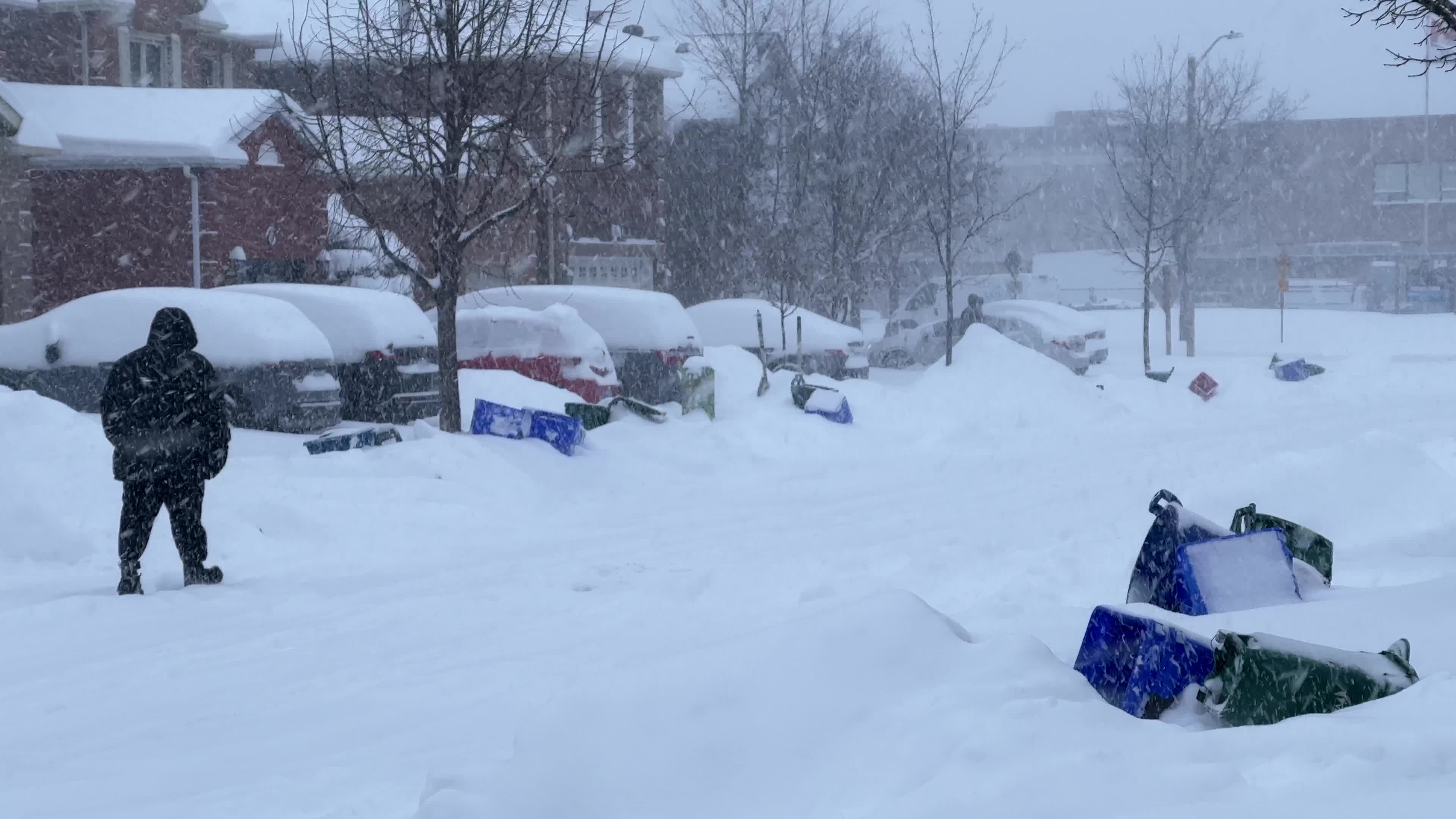 Biggest snowstorm of the winter season hits Toronto