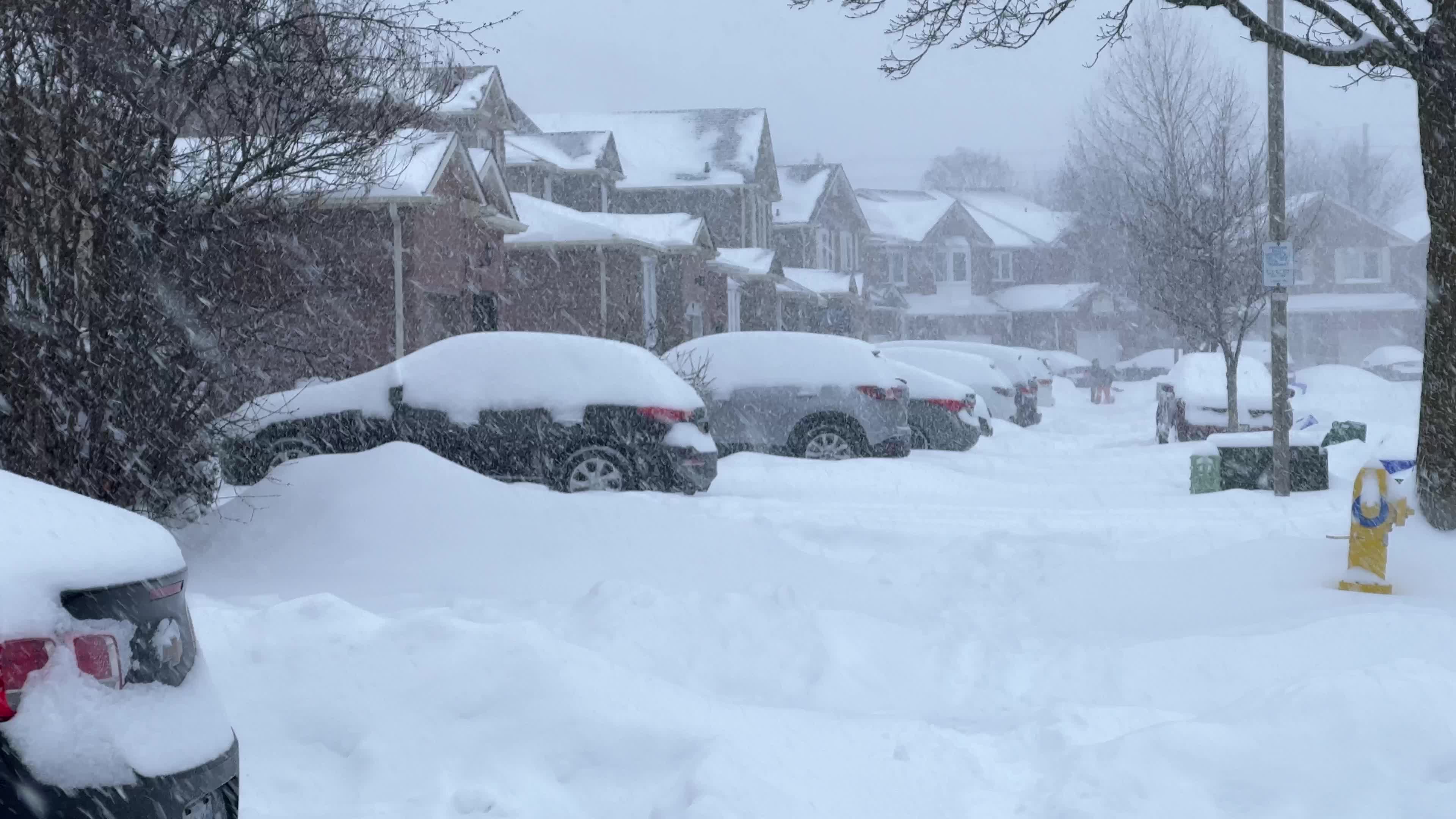 Biggest snowstorm of the winter season hits Toronto