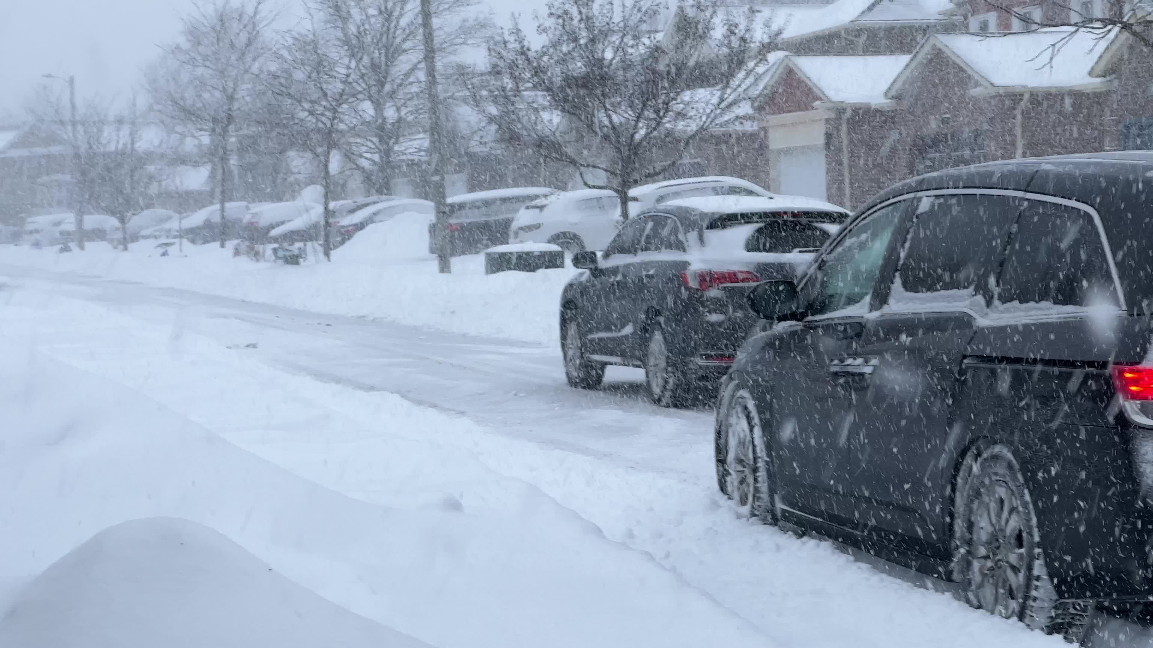 Biggest snowstorm of the winter season hits Toronto