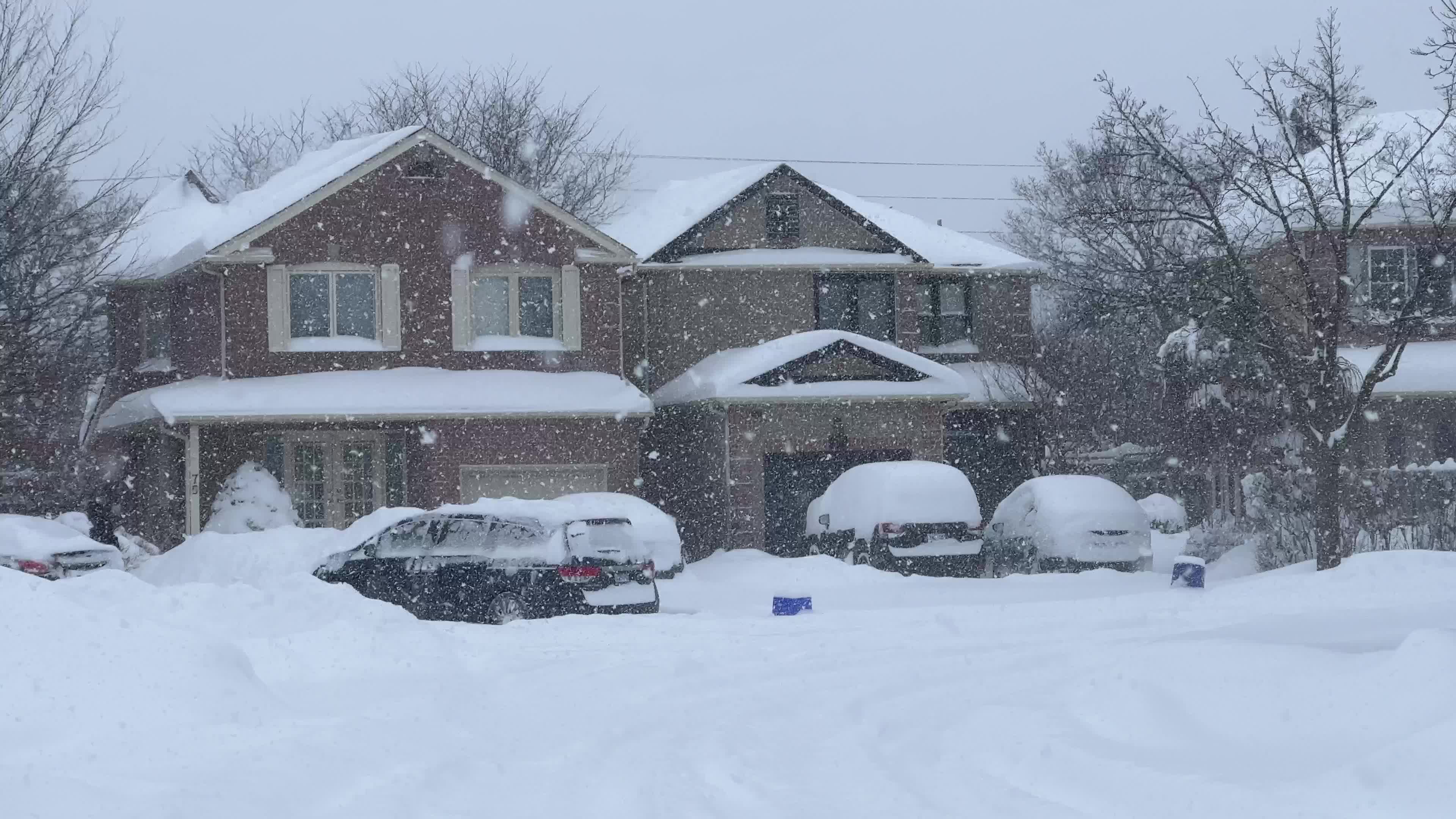 Biggest snowstorm of the winter season hits Toronto