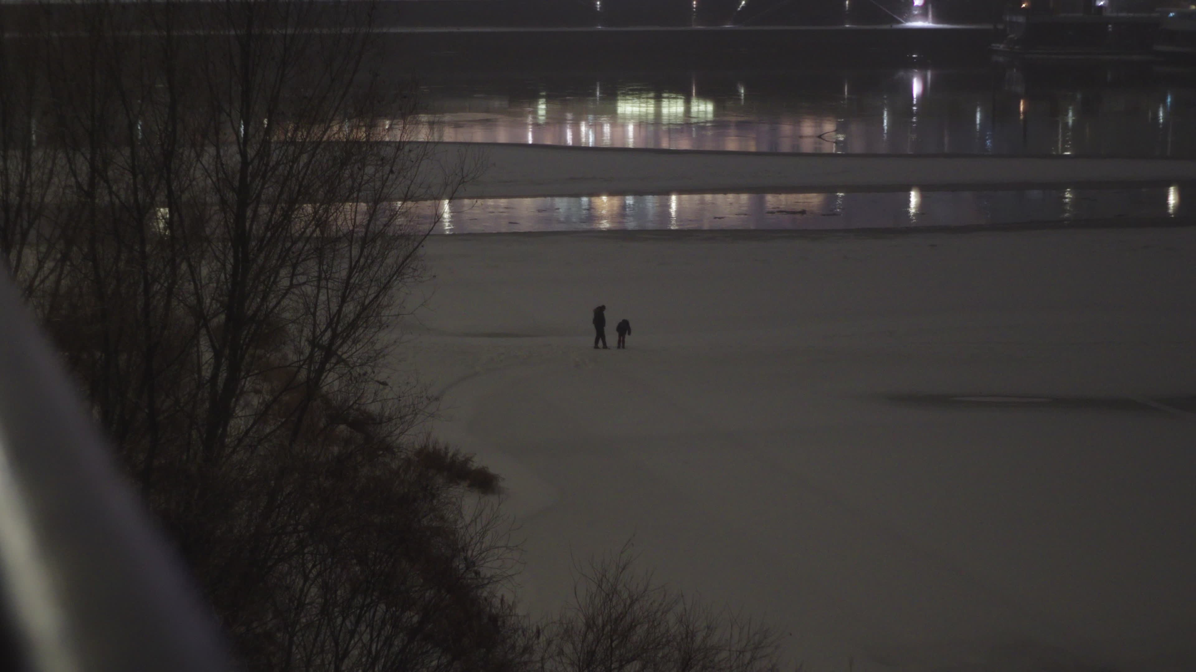 Freezing rain and ice cause major disruptions across Poland