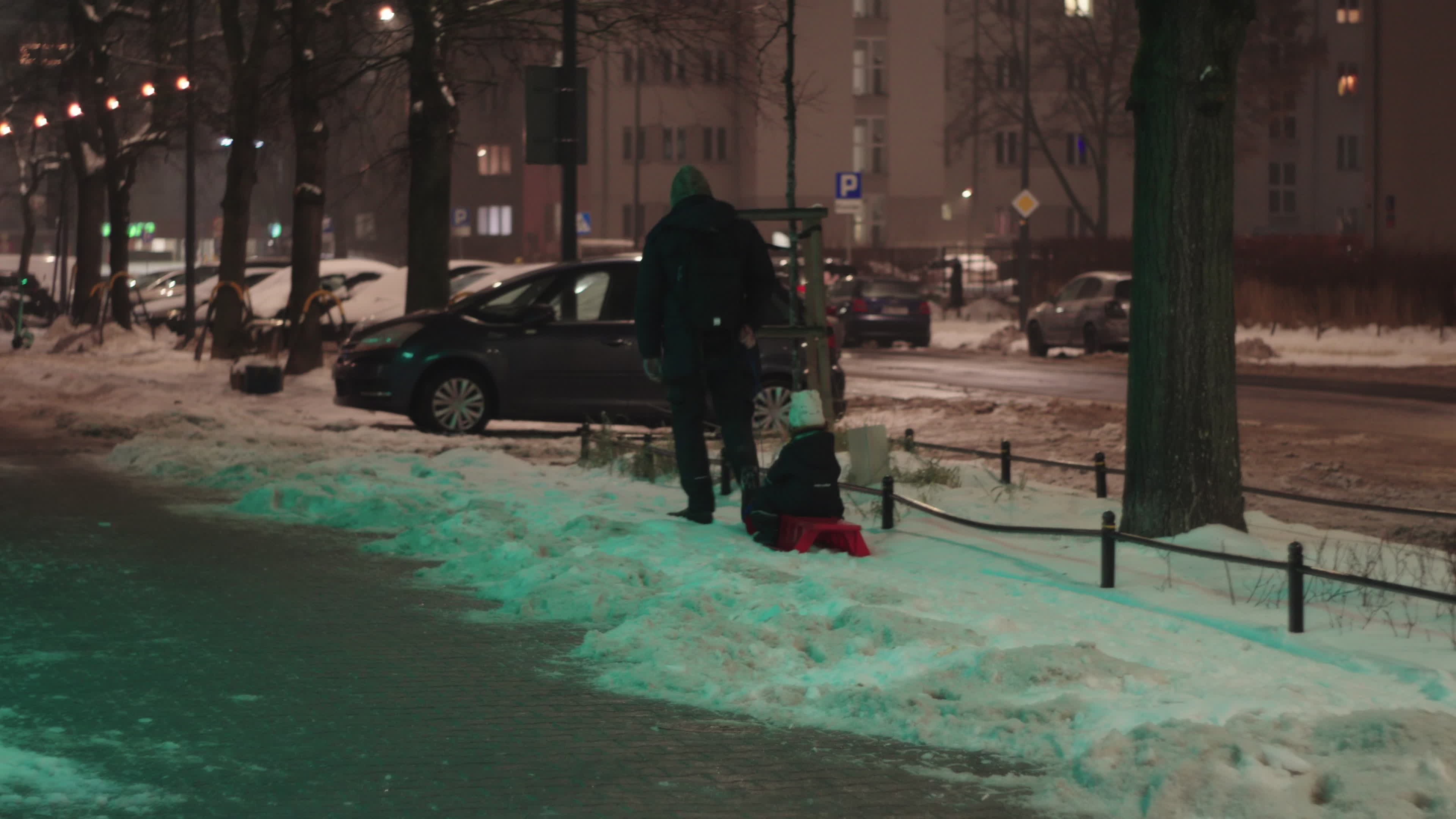 Freezing rain and ice cause major disruptions across Poland