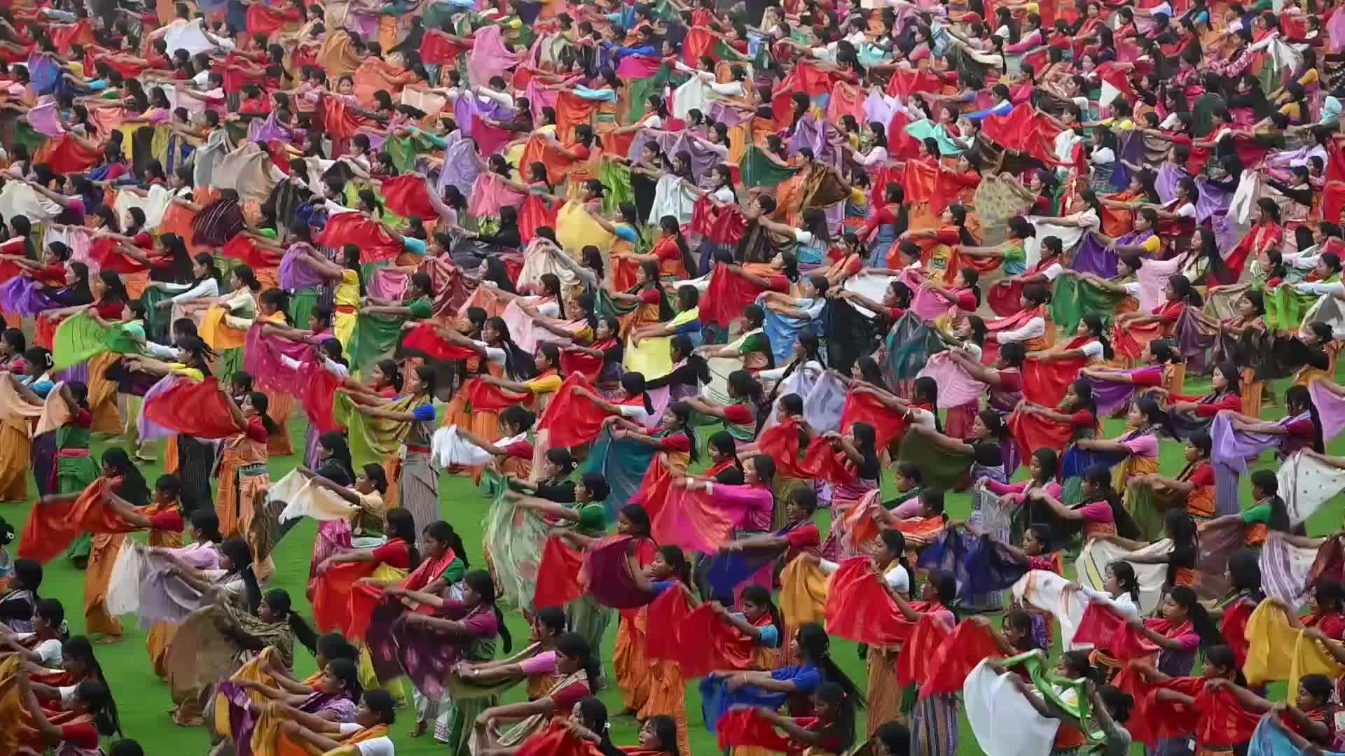 10,000 artistes prepare for Bagurumba world record in India