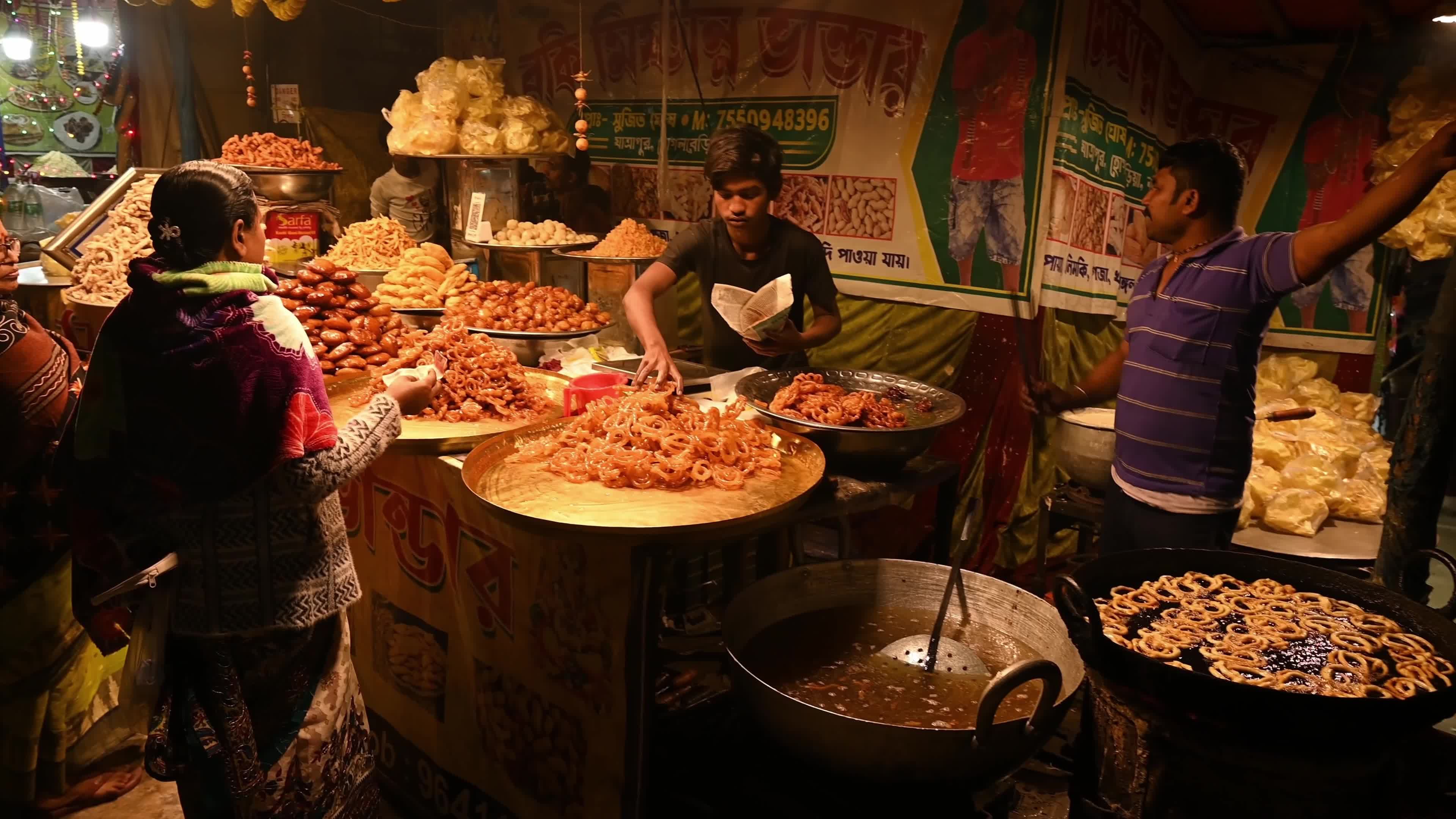 Jalebi and Samosa Shop - Street Food - Public debate on food 