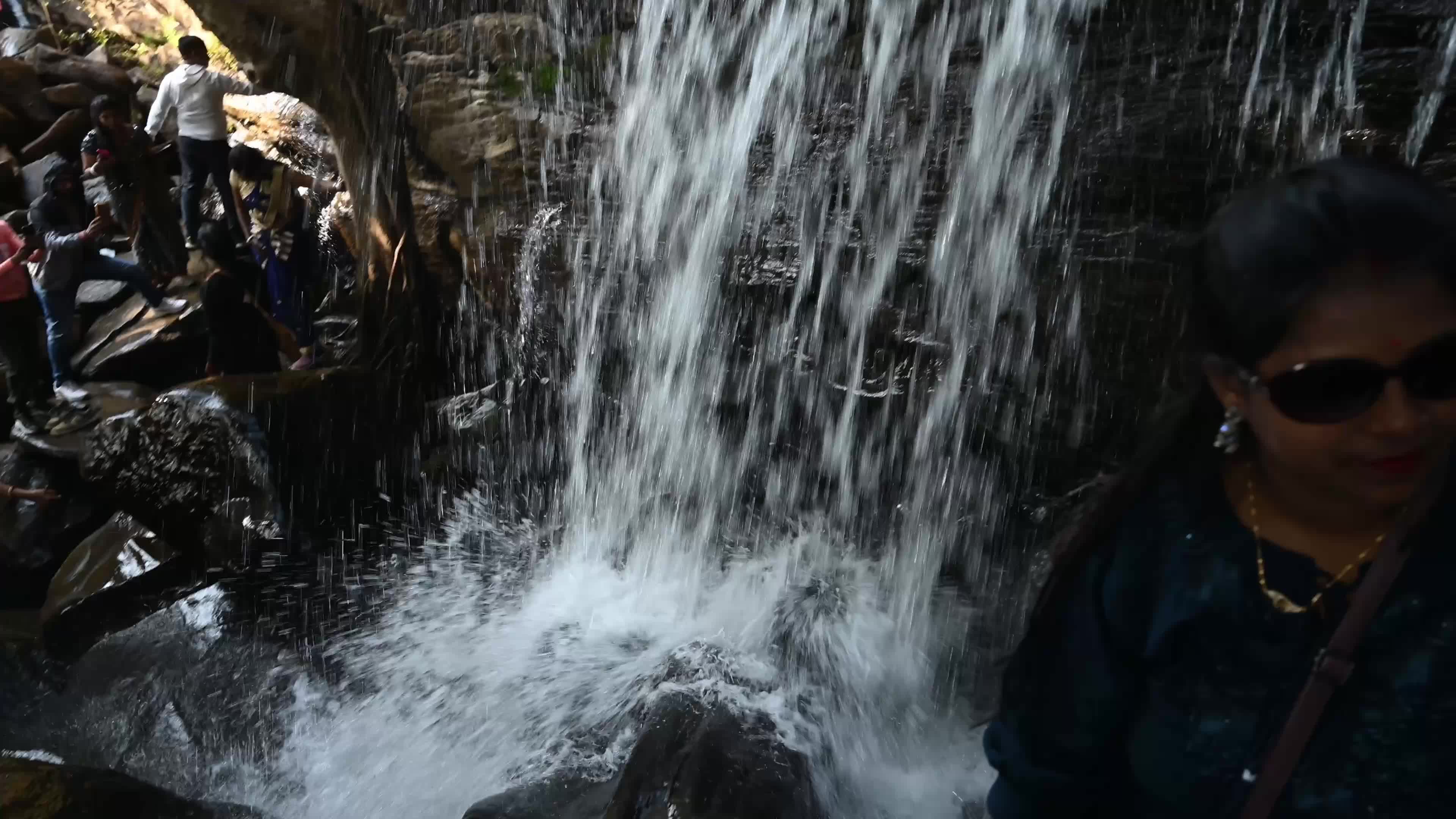 Bamni Falls - Purulia - Tourists visiting Indian waterfalls - Risk 