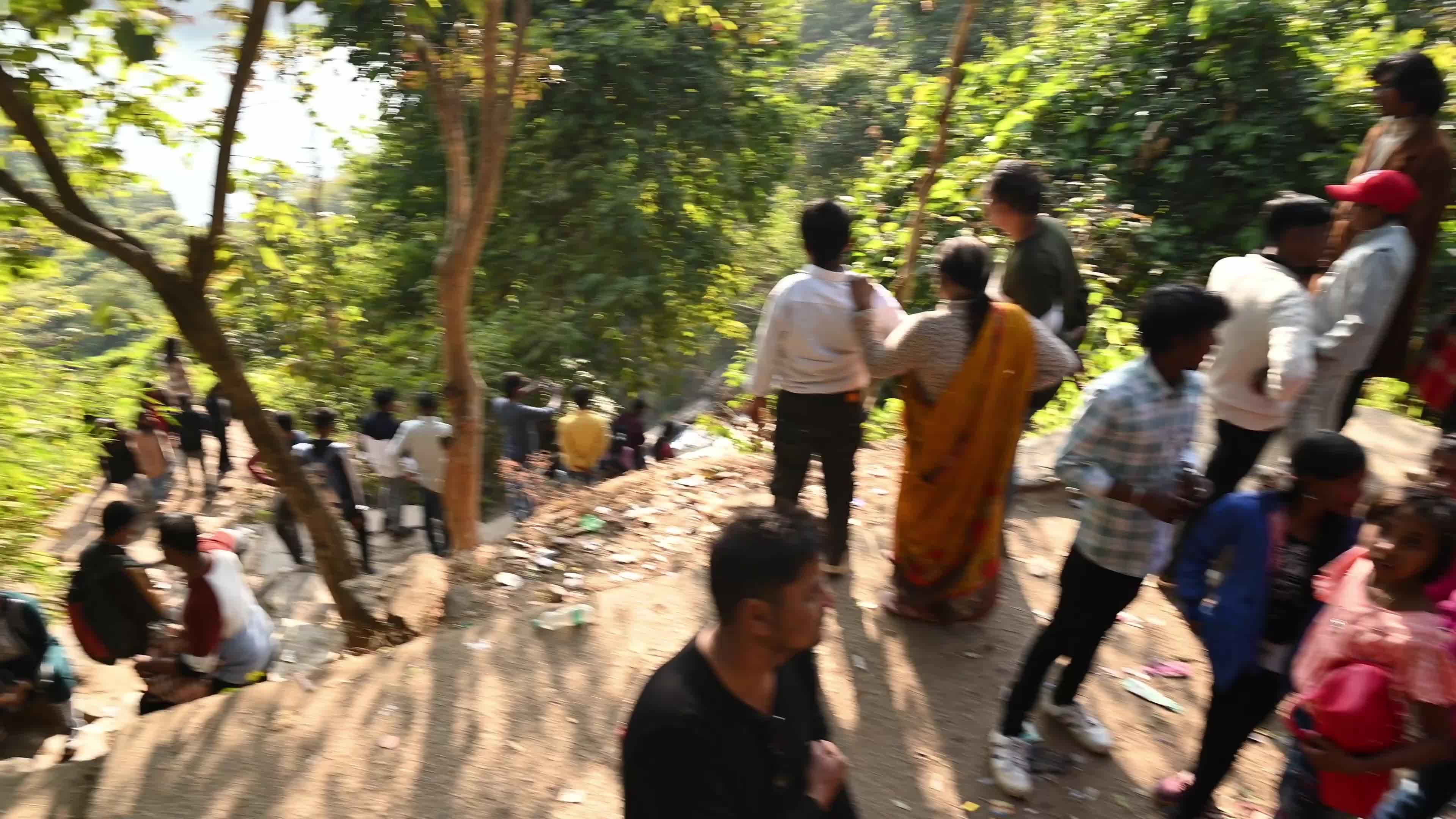 Bamni Falls - Purulia - Tourists visiting Indian waterfalls - Risk 