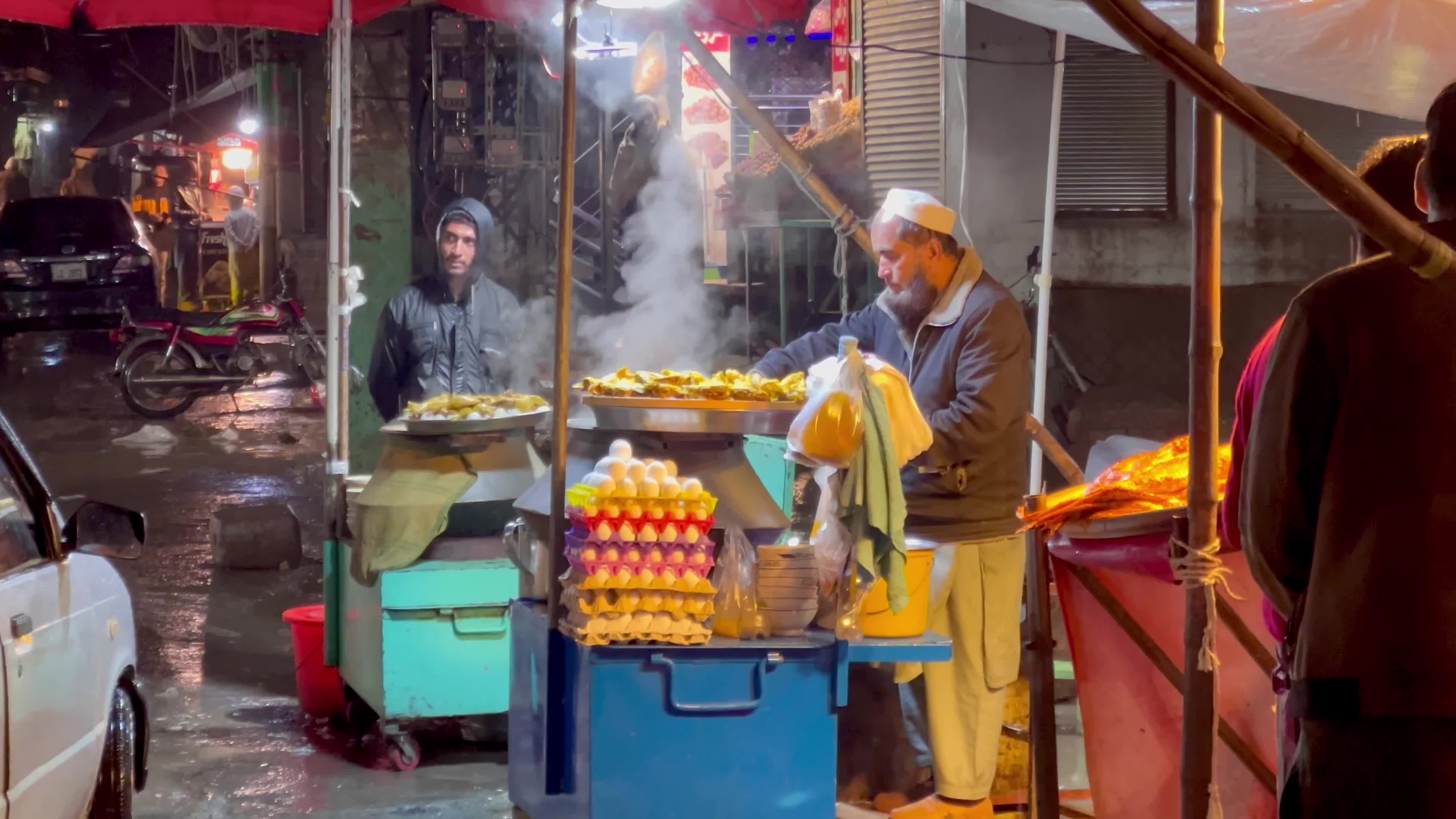 Chicken soup sale in demand as cold weather grips Pakistan 