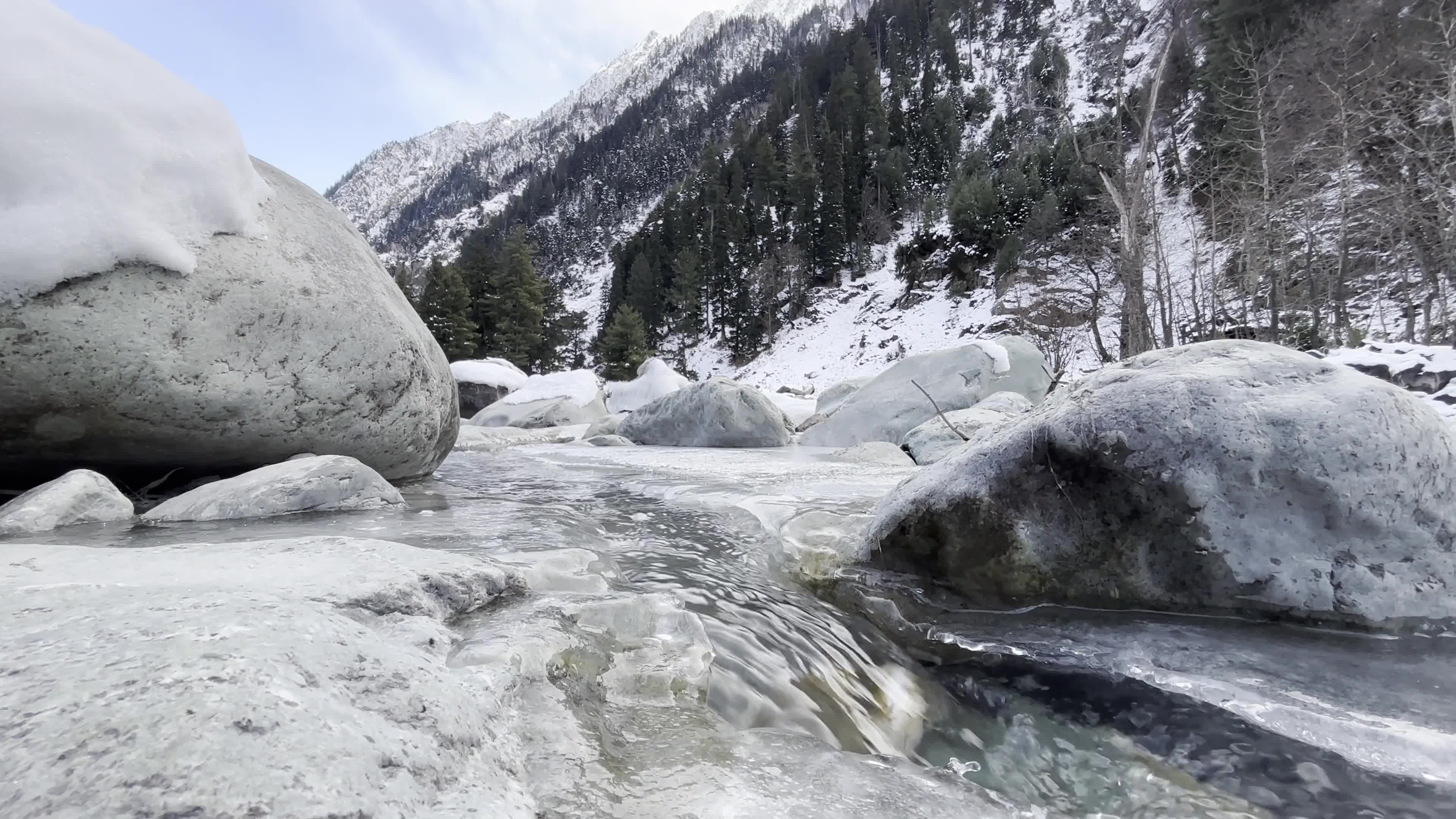 Snowstorm Hit Kashmir Region