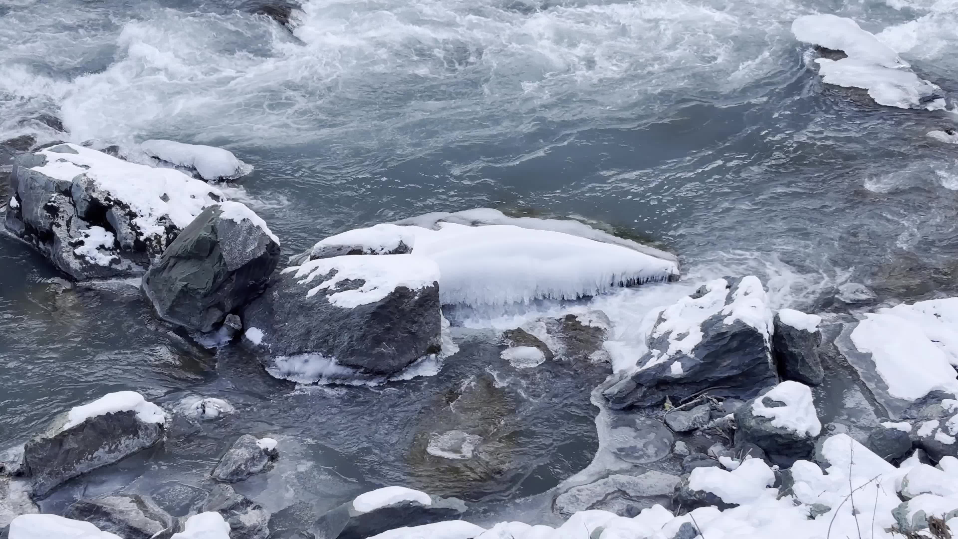 Snowstorm Hit Kashmir Region