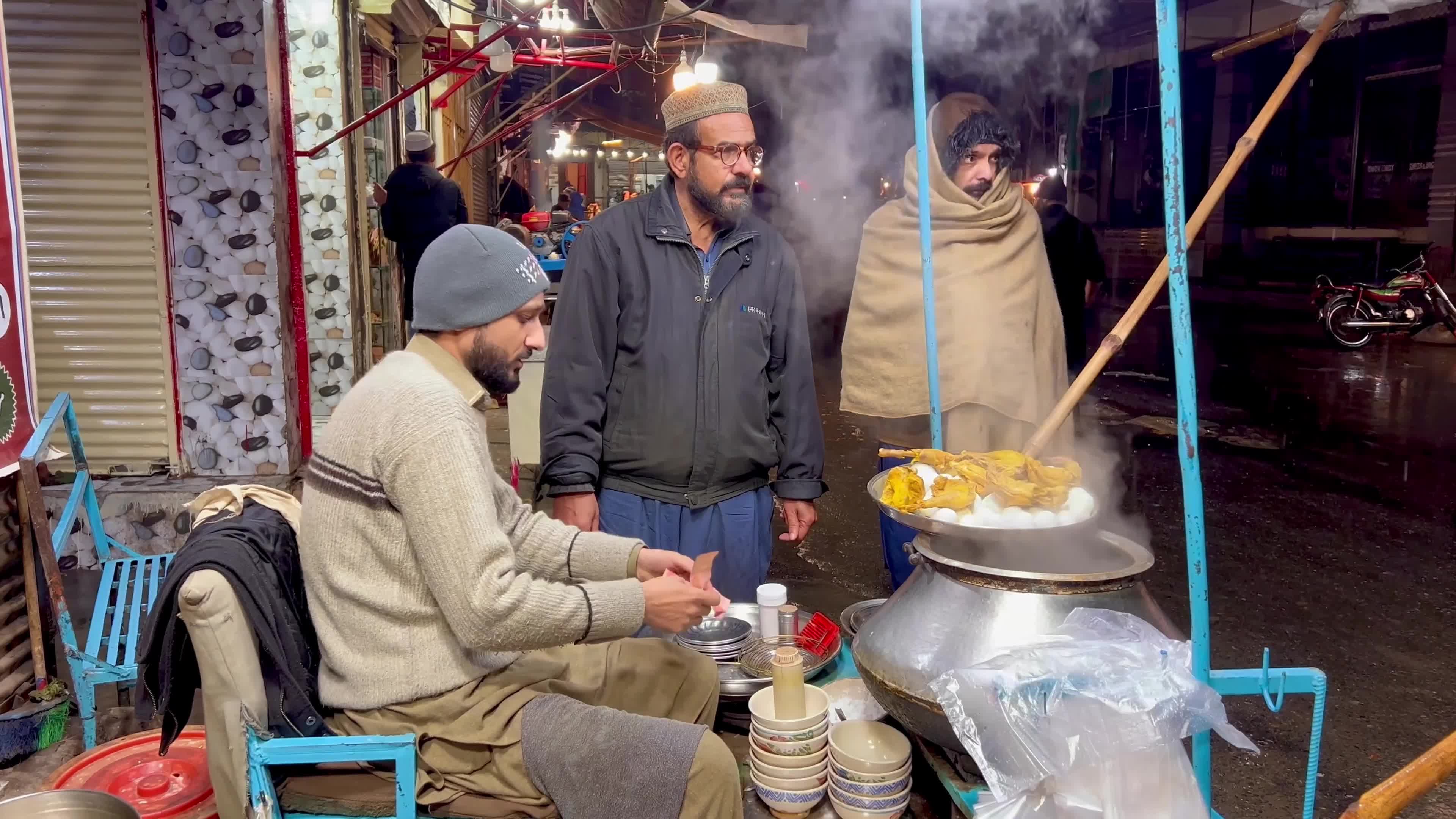 Chicken soup sale in demand as cold weather grips Pakistan 