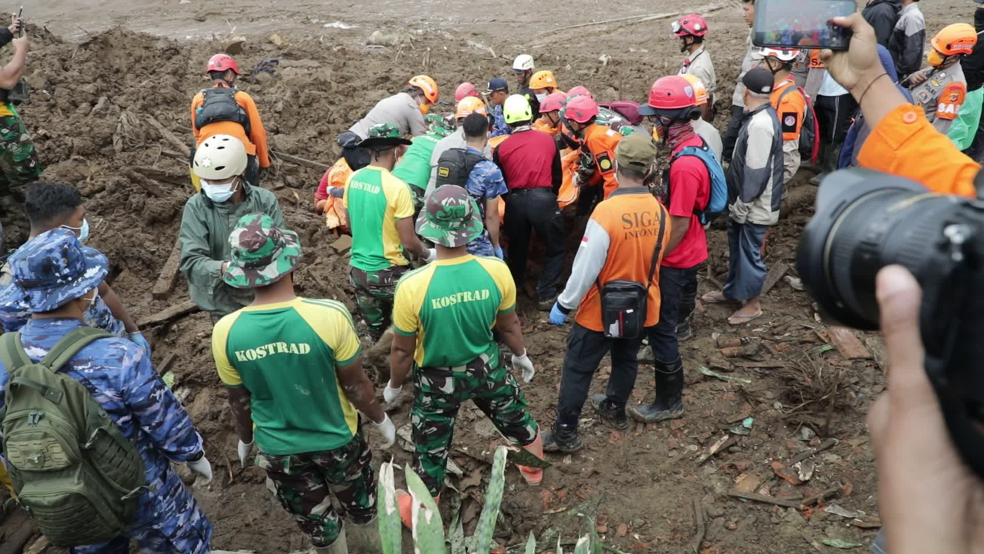 Indonesia landslide death toll rises to 17, dozens missing