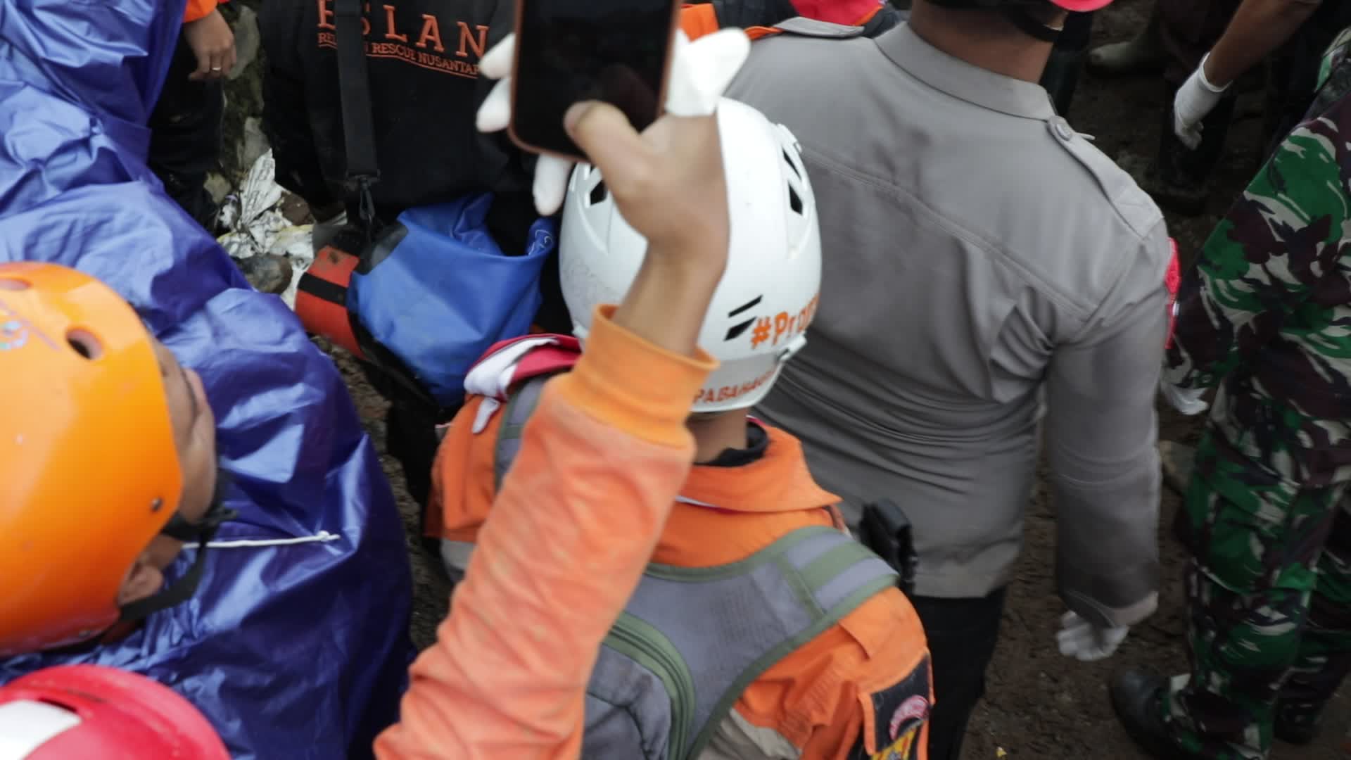 Indonesia landslide death toll rises to 17, dozens missing