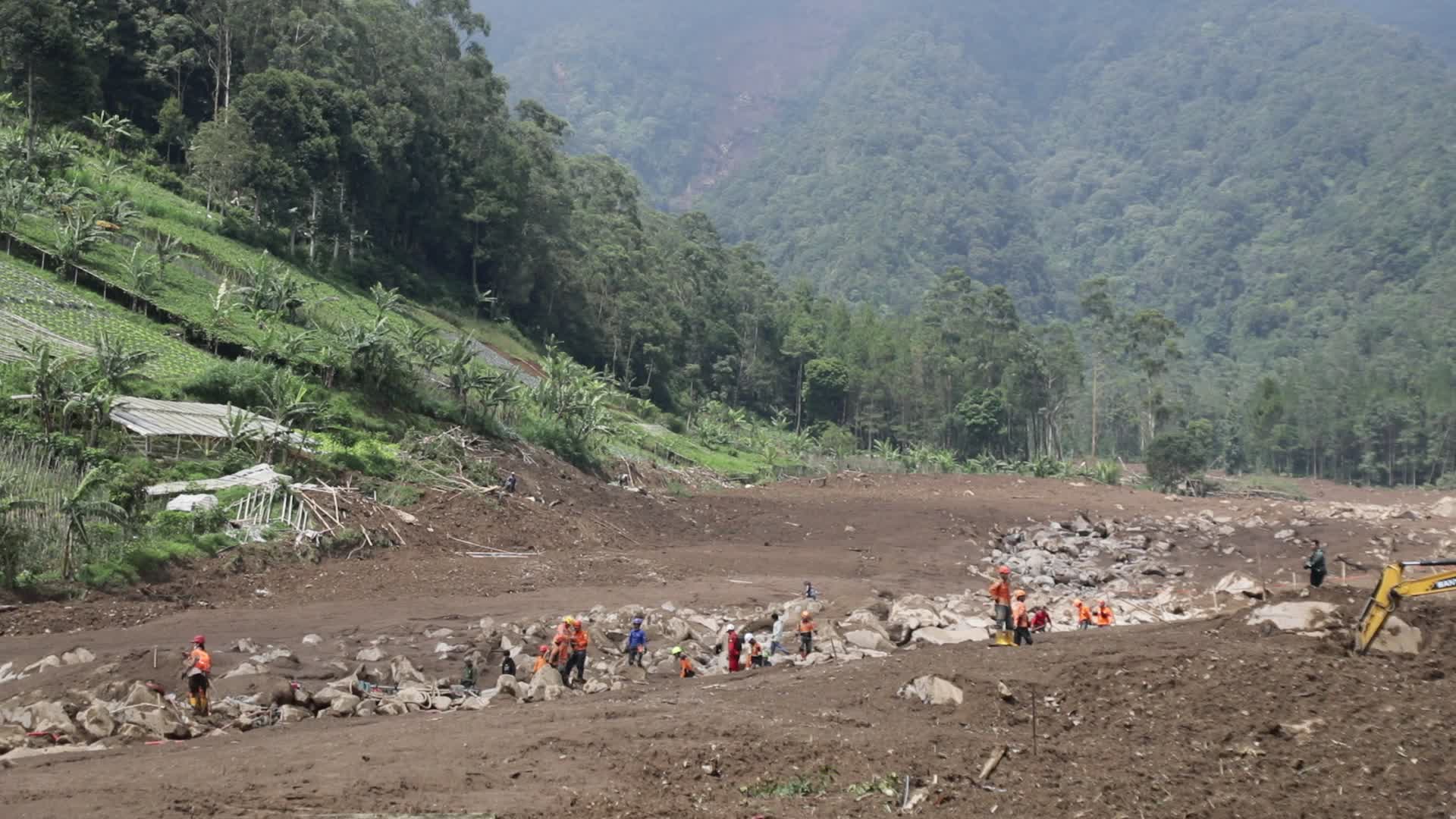 Indonesia landslide death toll rises to 17, dozens missing