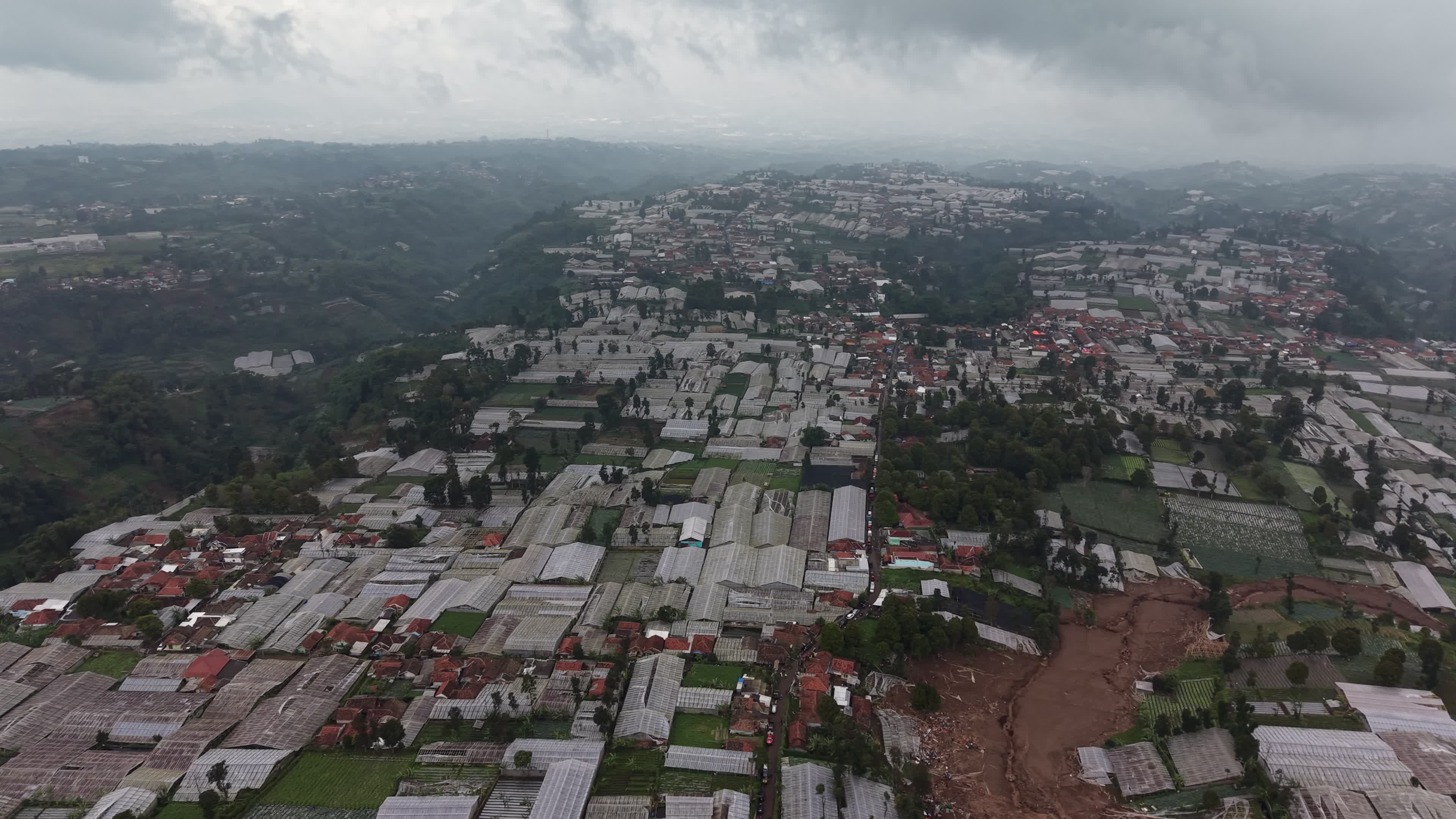 Indonesia landslide death toll rises to 17, dozens missing