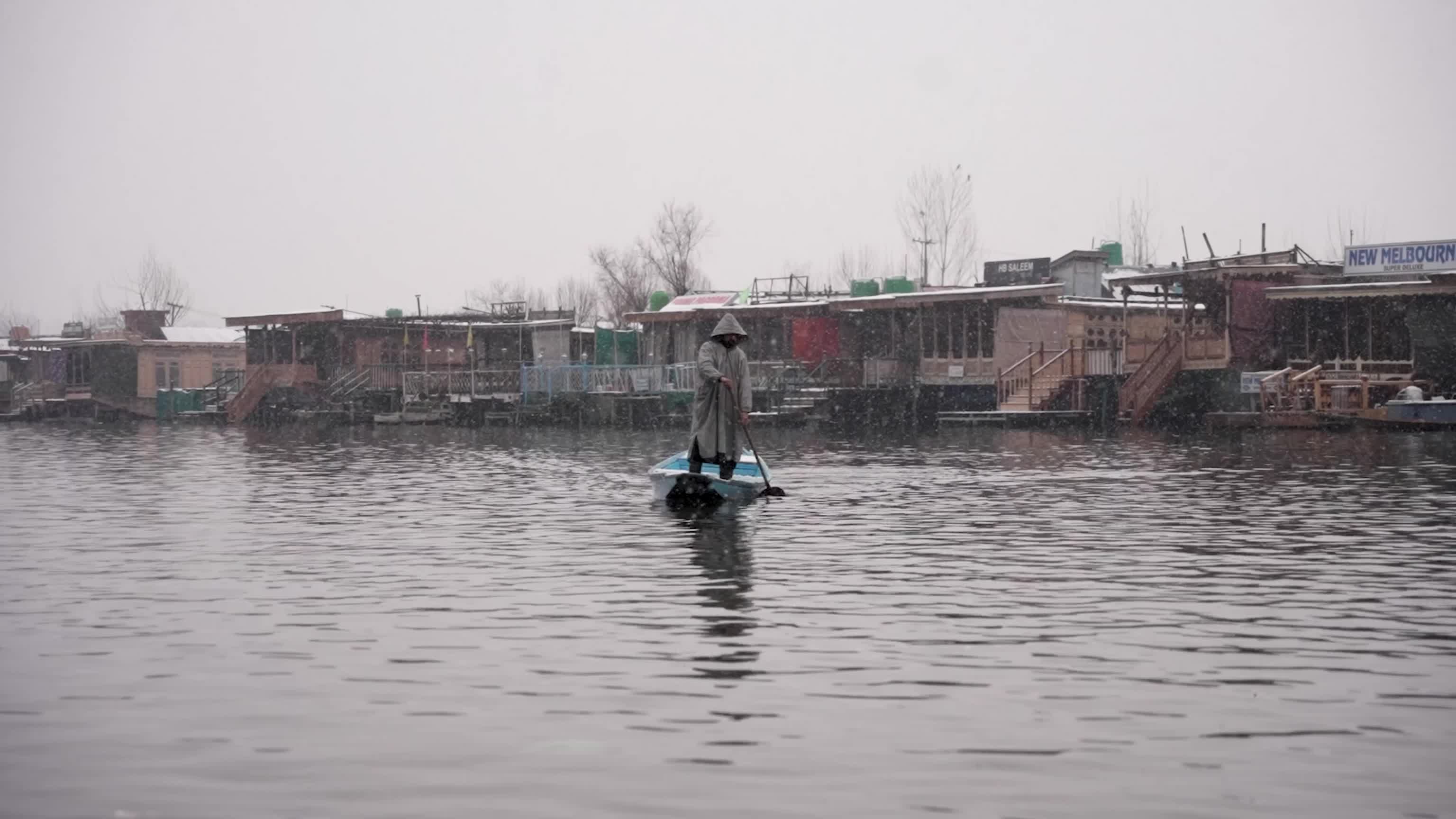 Snowfall disrupts transport across Kashmir Valley in Srinagar, India