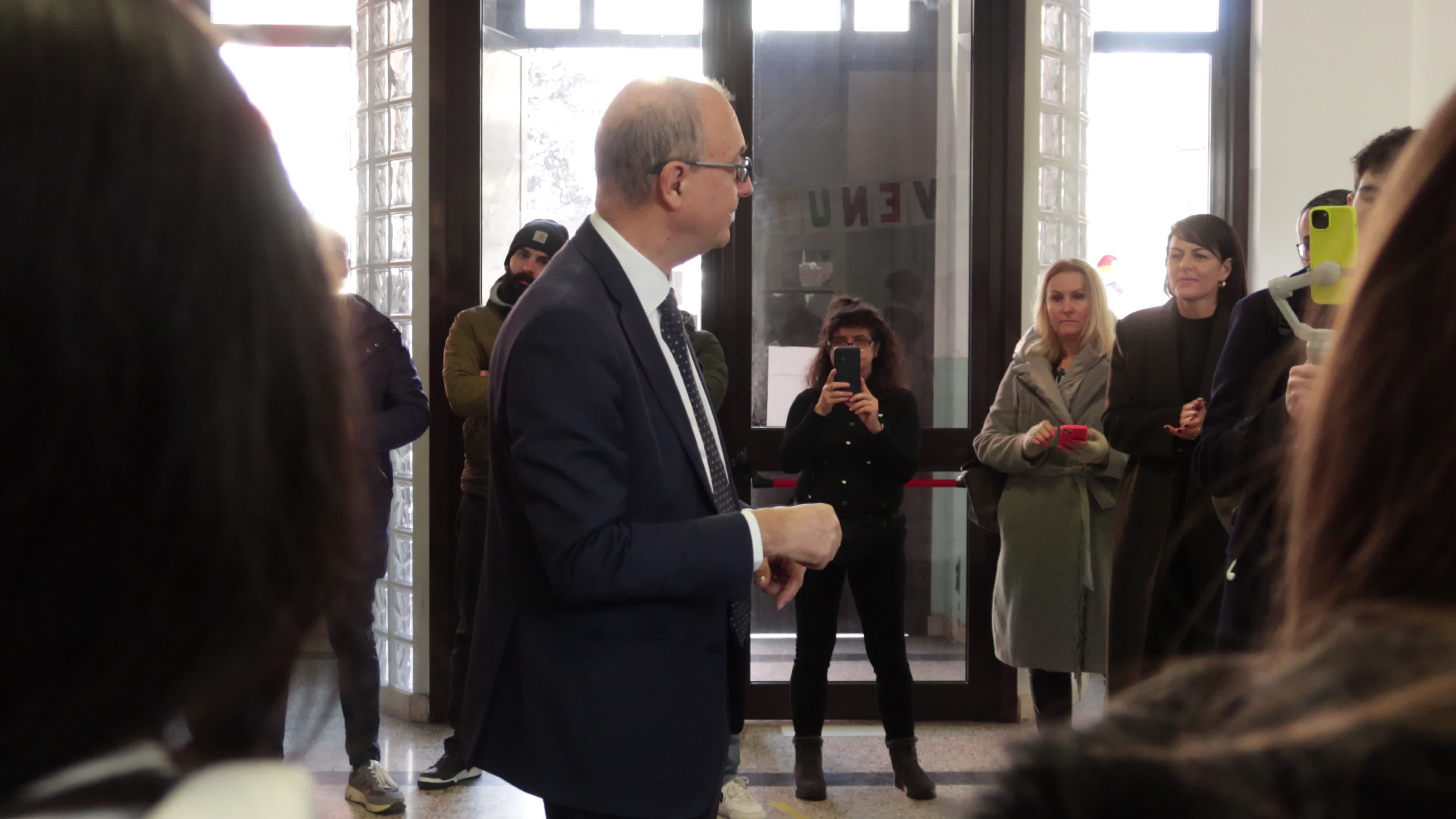 The institutional visit of the italian Minister of Education Giuseppe Valditara at the Marcello Candia Comprehensive School in the Corvetto district in Milan