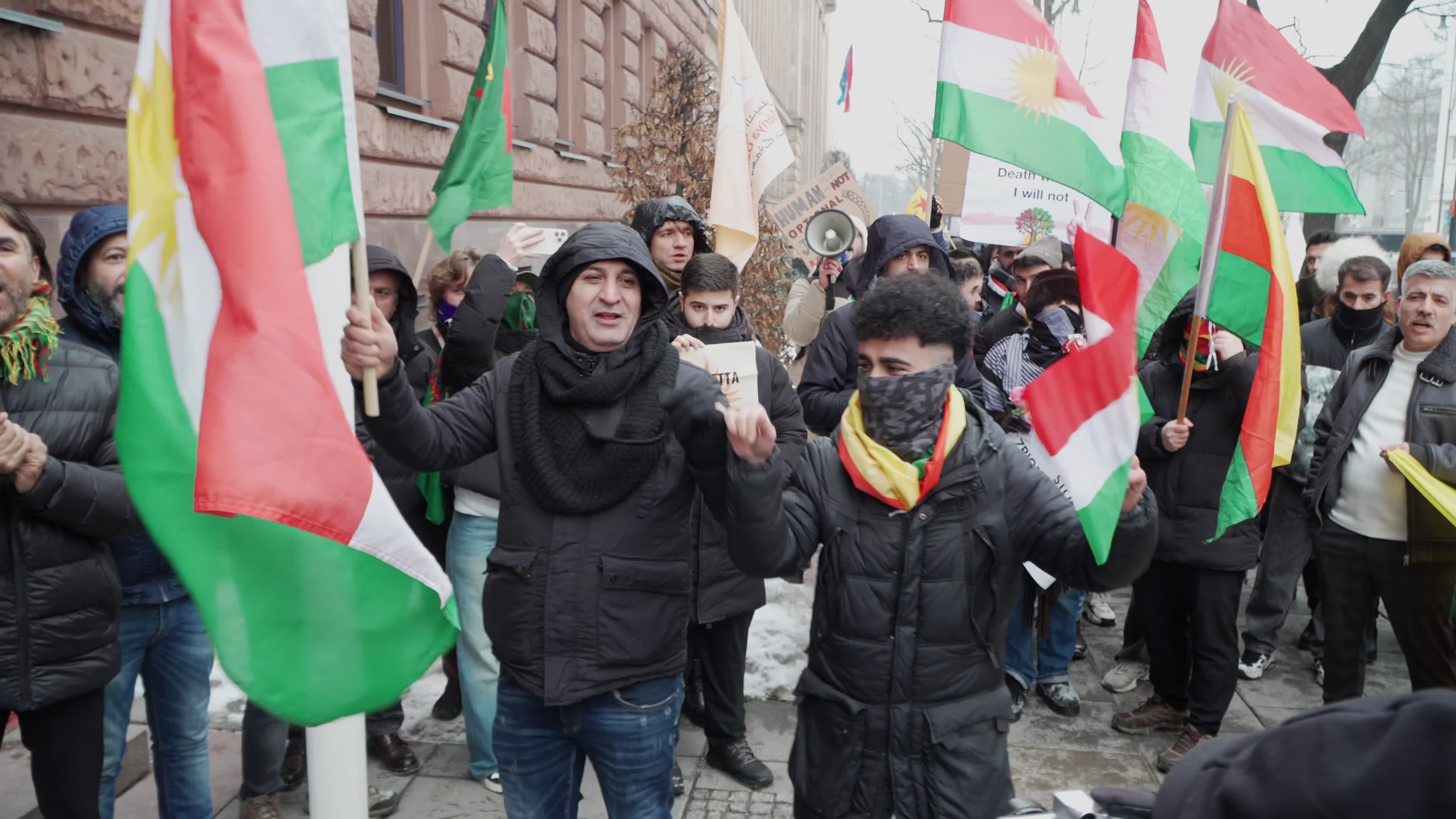 Kurdish nationals in Warsaw rally in support of Rojava