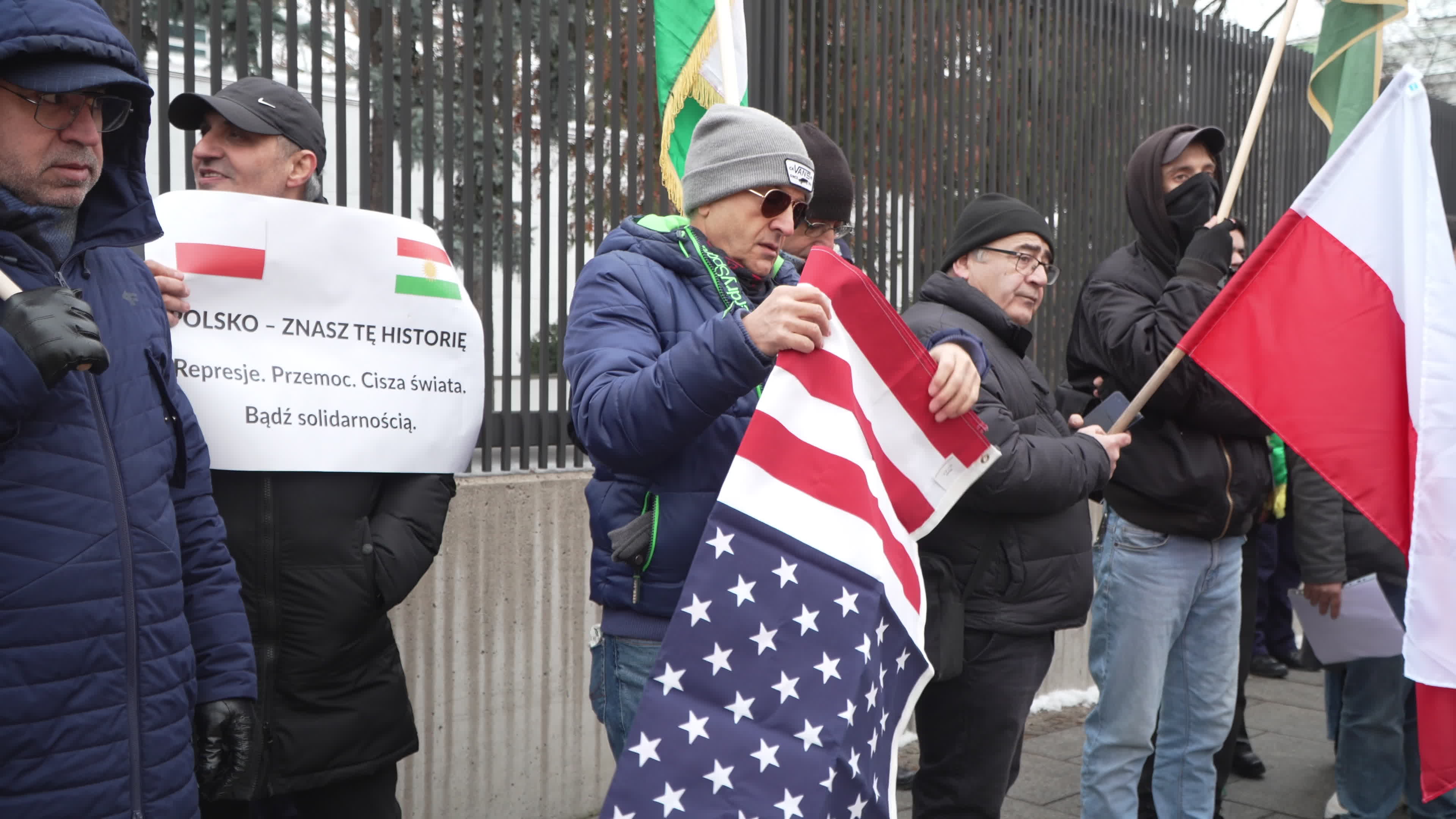Kurdish nationals in Warsaw rally in support of Rojava