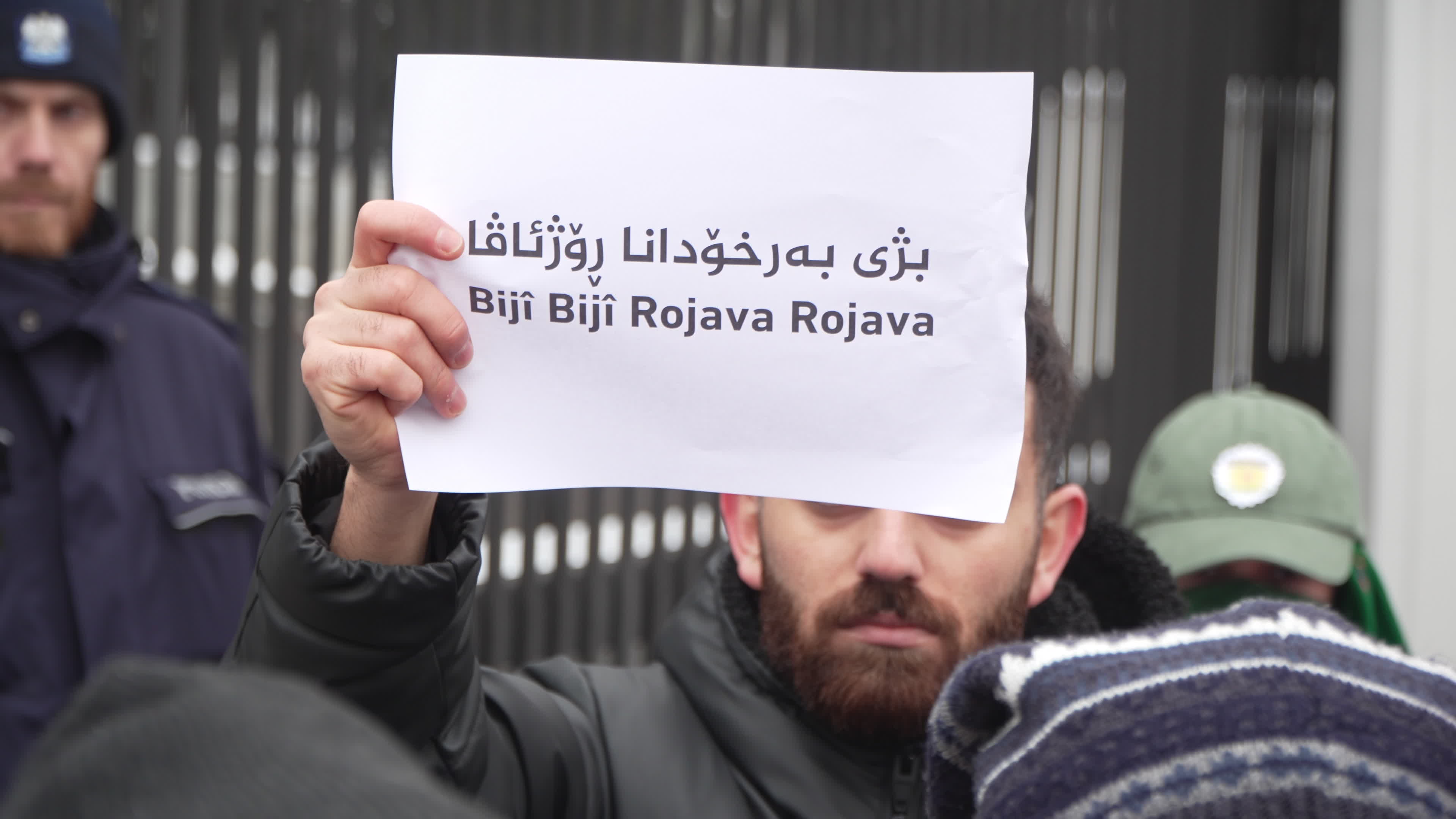 Kurdish nationals in Warsaw rally in support of Rojava