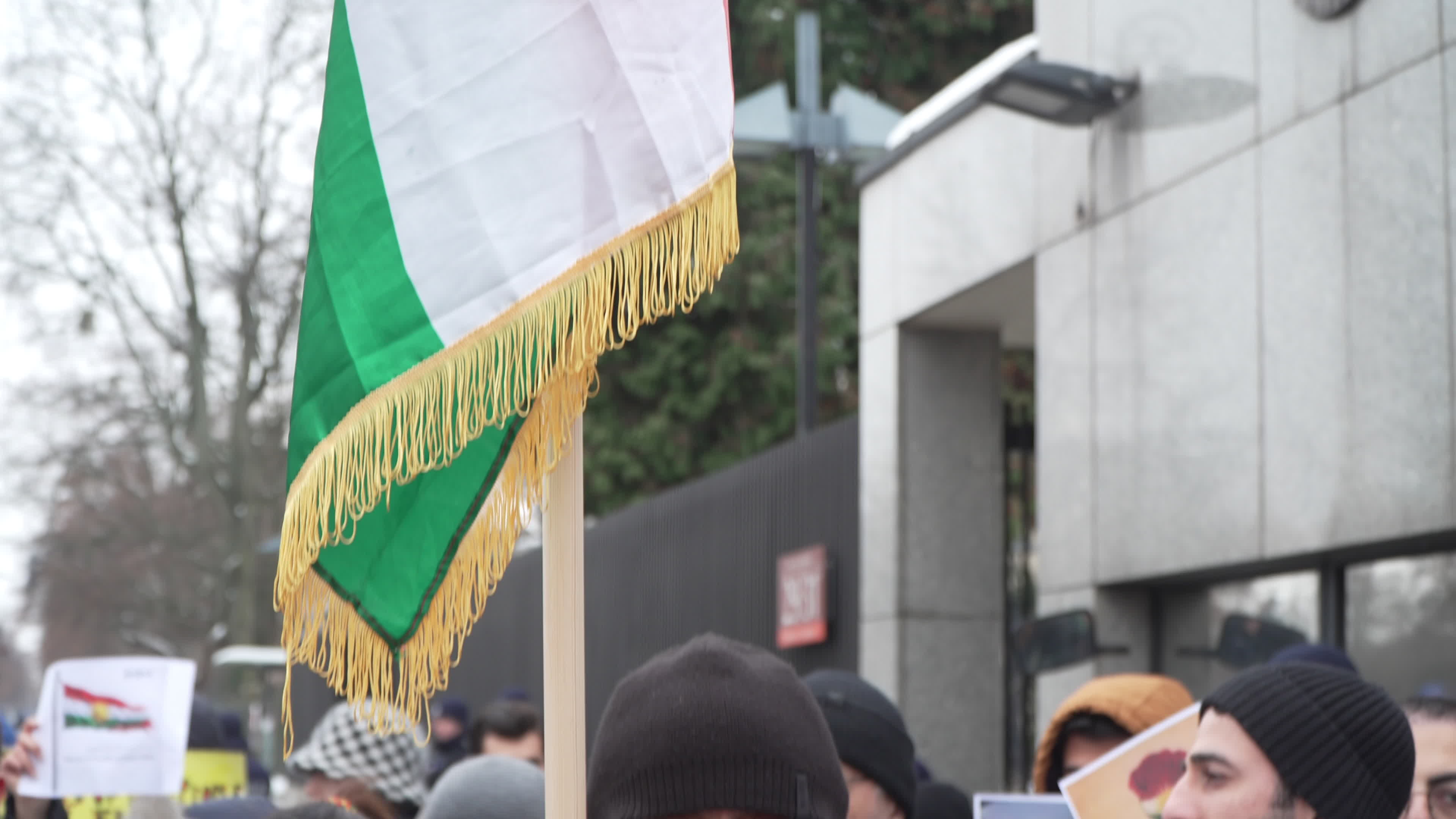 Kurdish nationals in Warsaw rally in support of Rojava