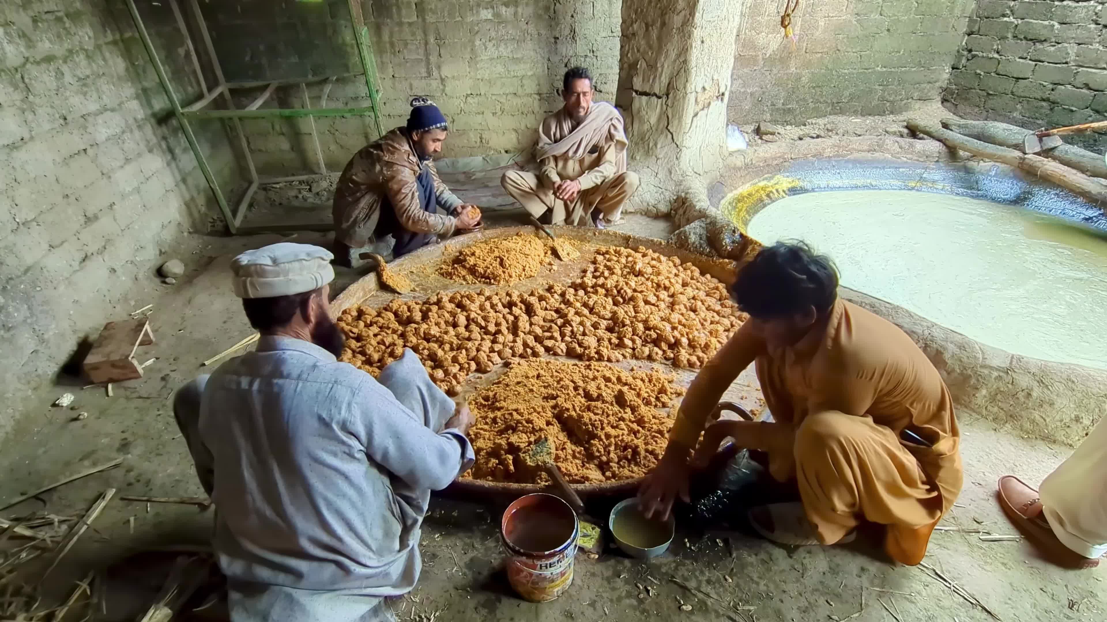 Traditional Gur Production in Pakistan