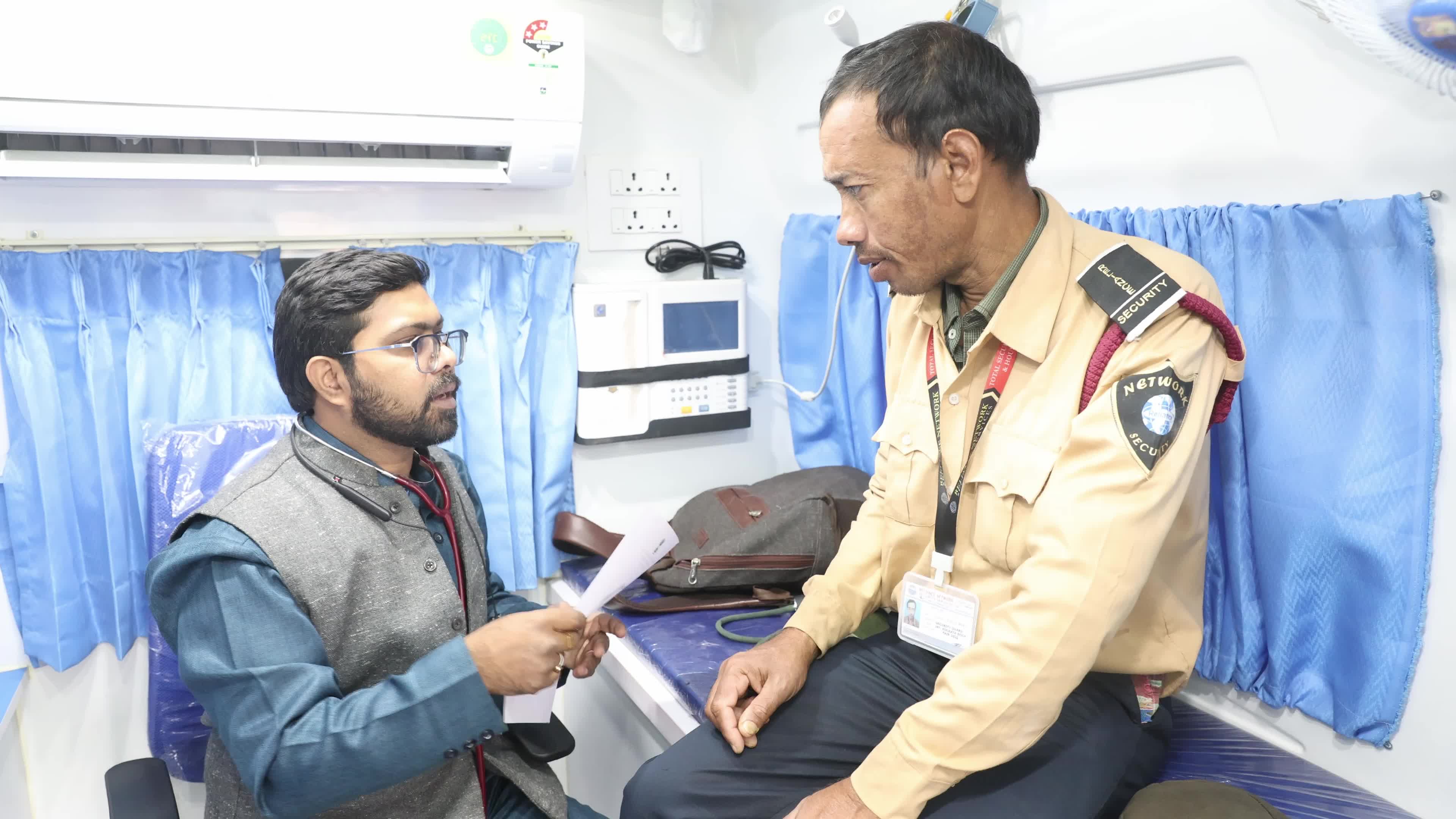 Mobile Medical Clinic In Kolkata, India