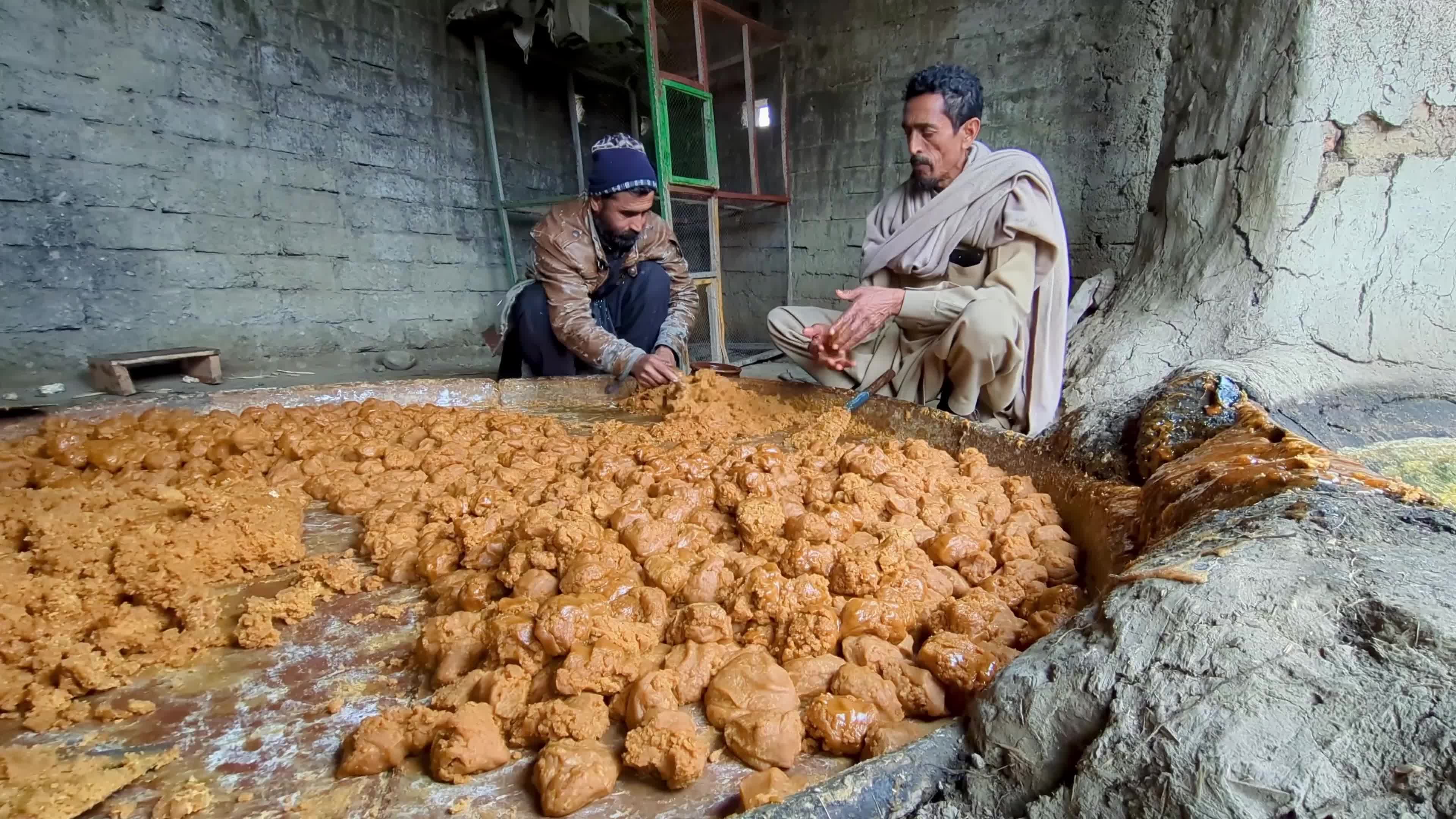Traditional Gur Production in Pakistan