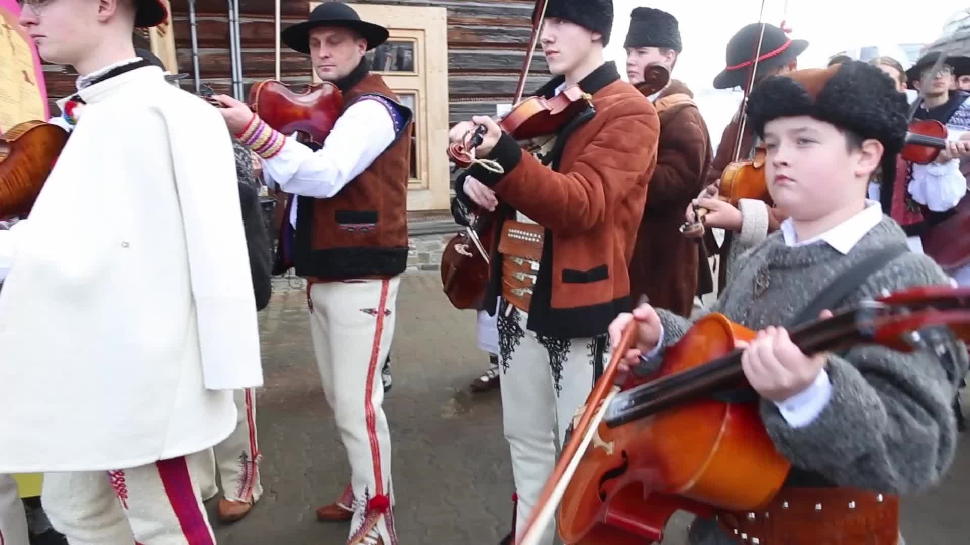 Highlander festival begins in Poland's south