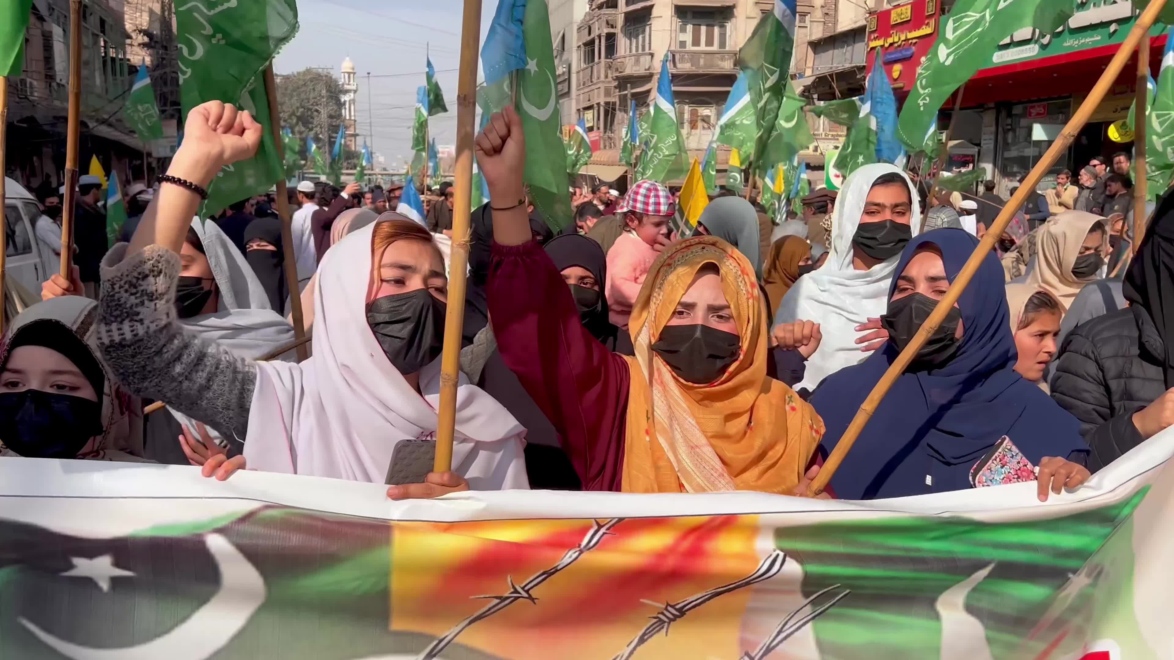Pakistanis observe Kashmir Solidarity Day in Peshawar 