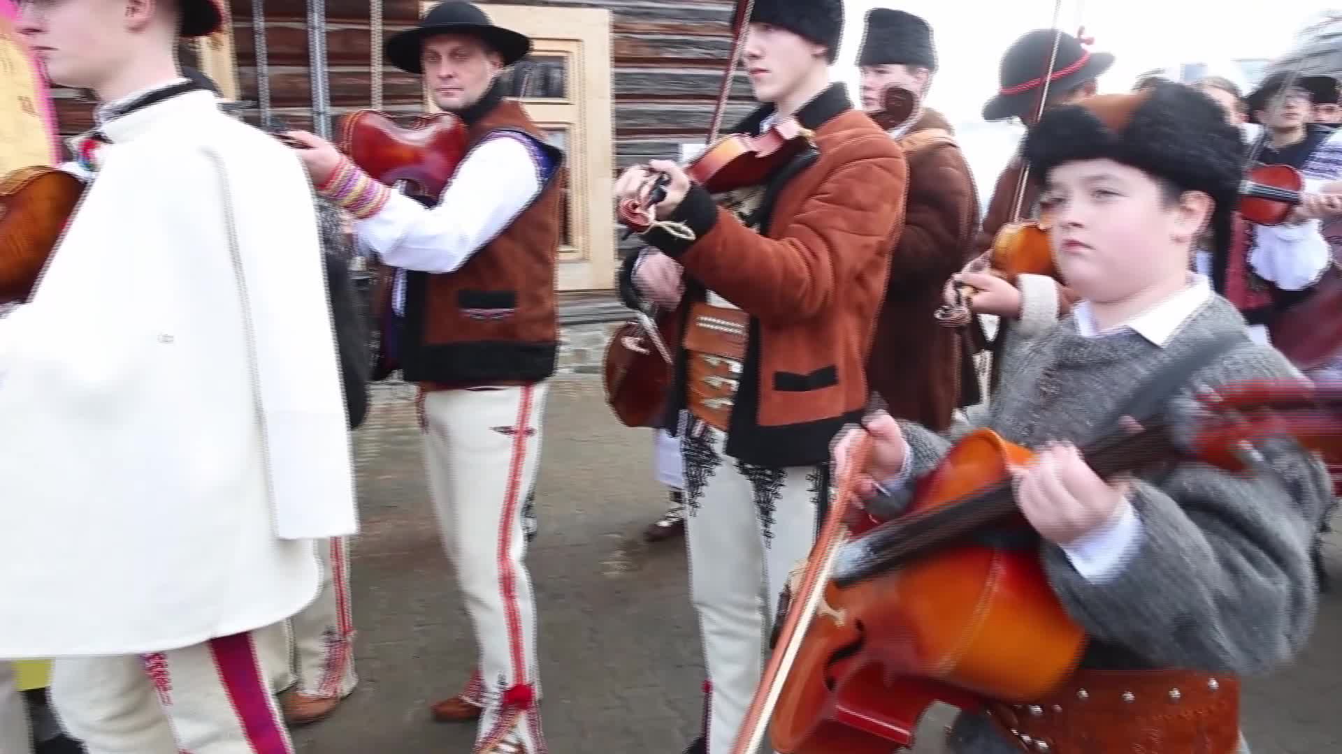 Highlander festival begins in Poland's south - 02/05/2026