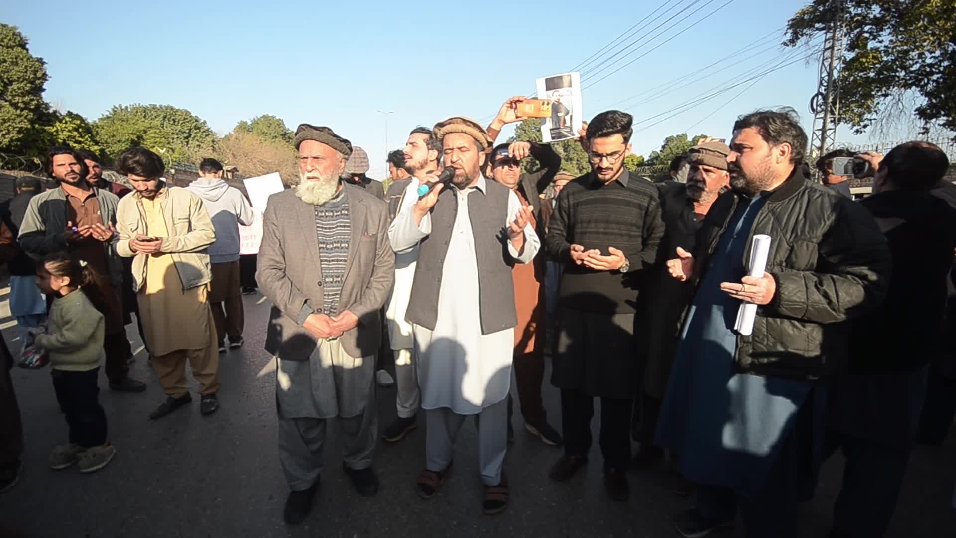 Protest against the blast at a Shiite Muslims Mosque in Pakistan